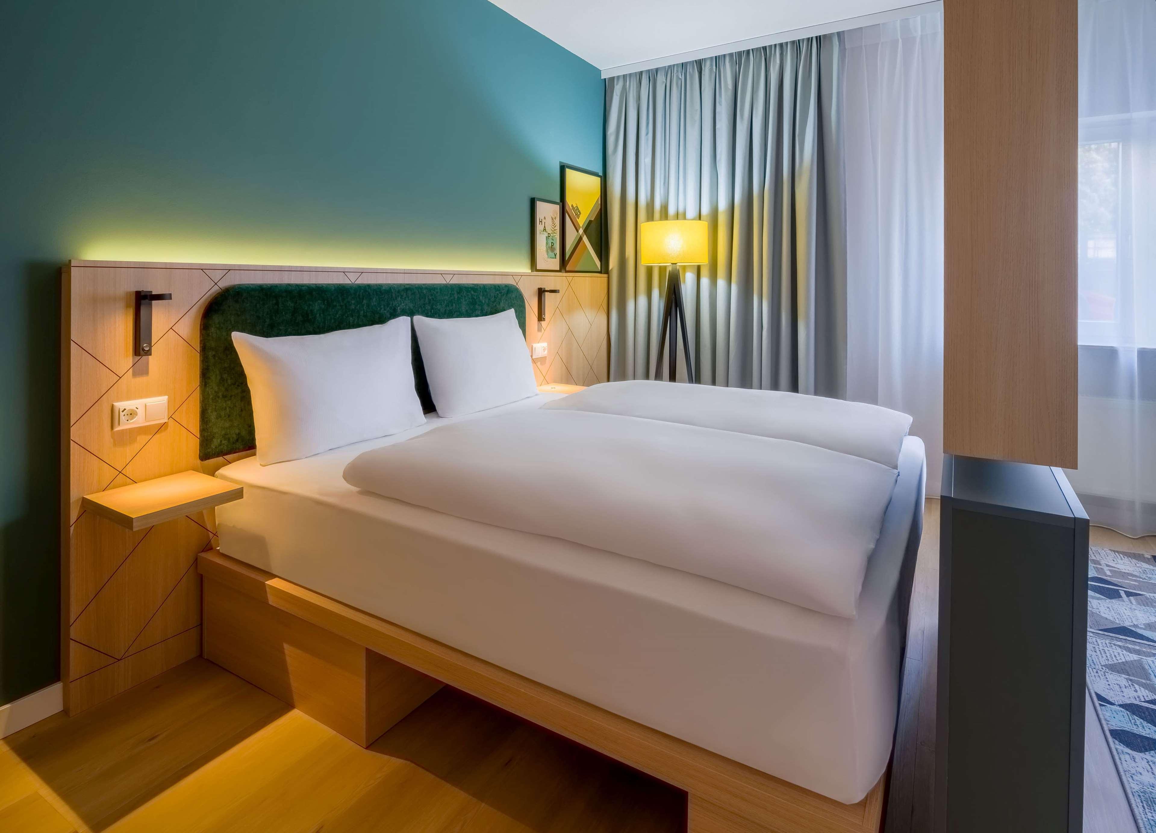 Double King Size Bed