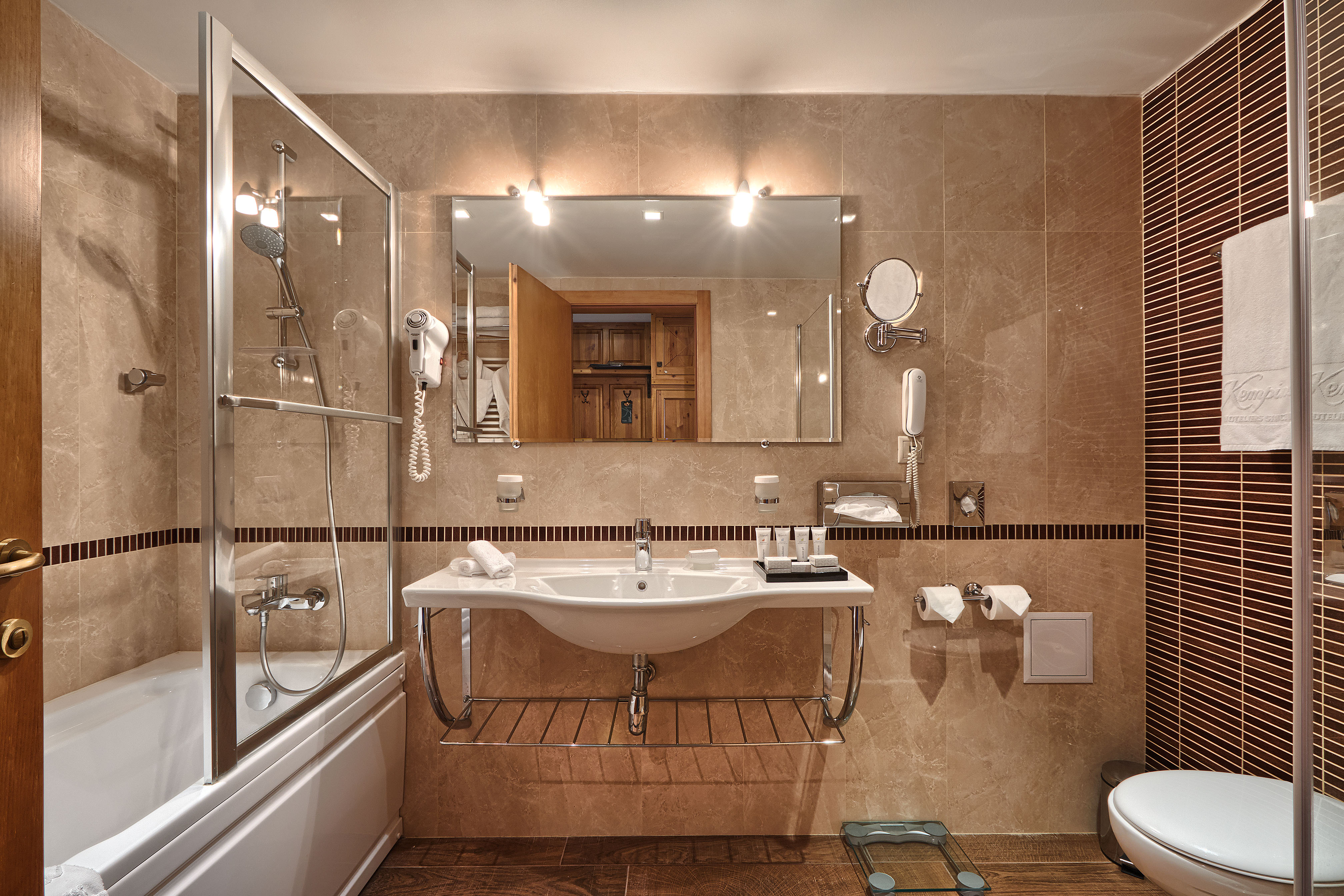 Double Deluxe Mountain View