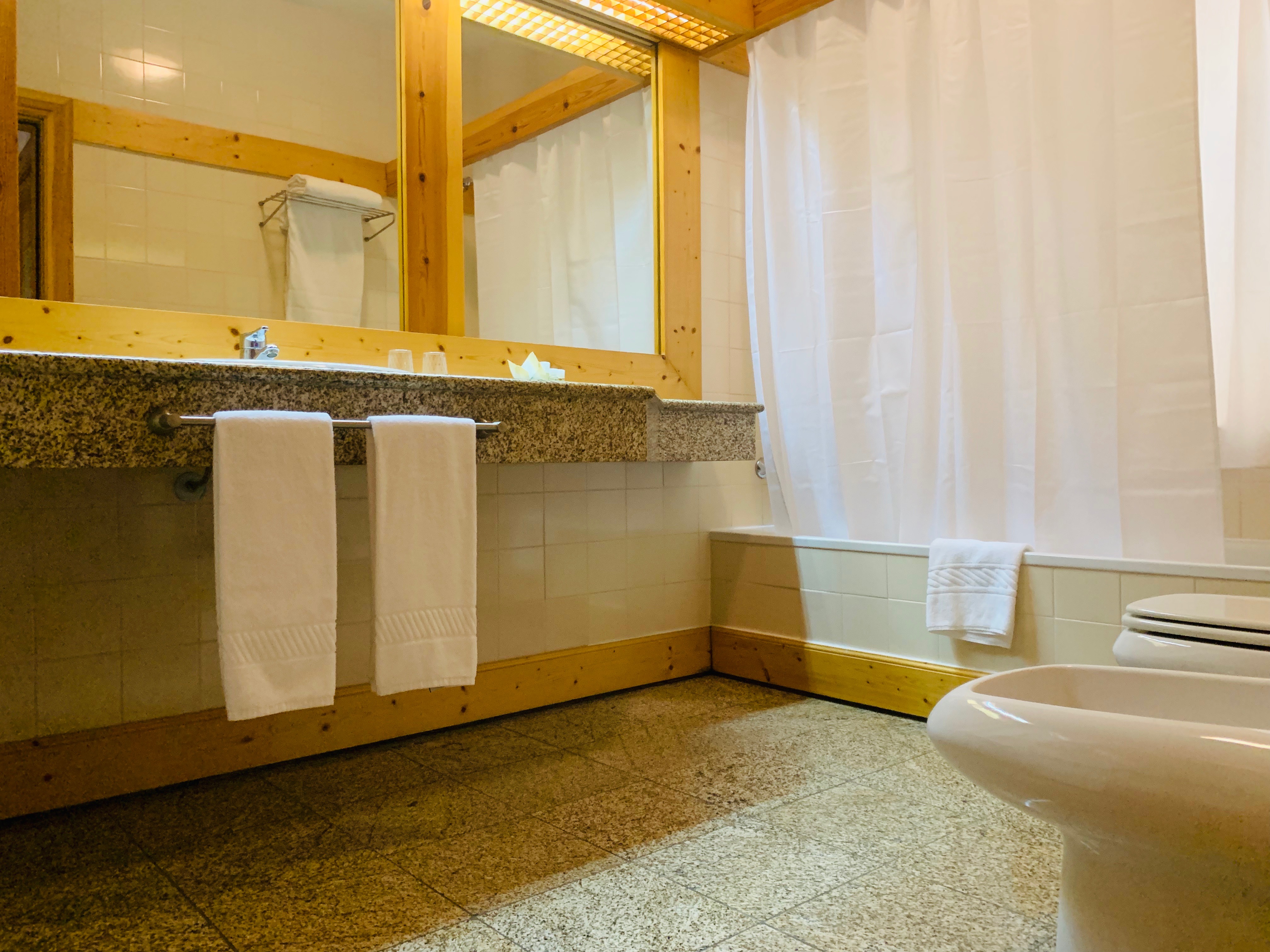 Double or Twin Standard