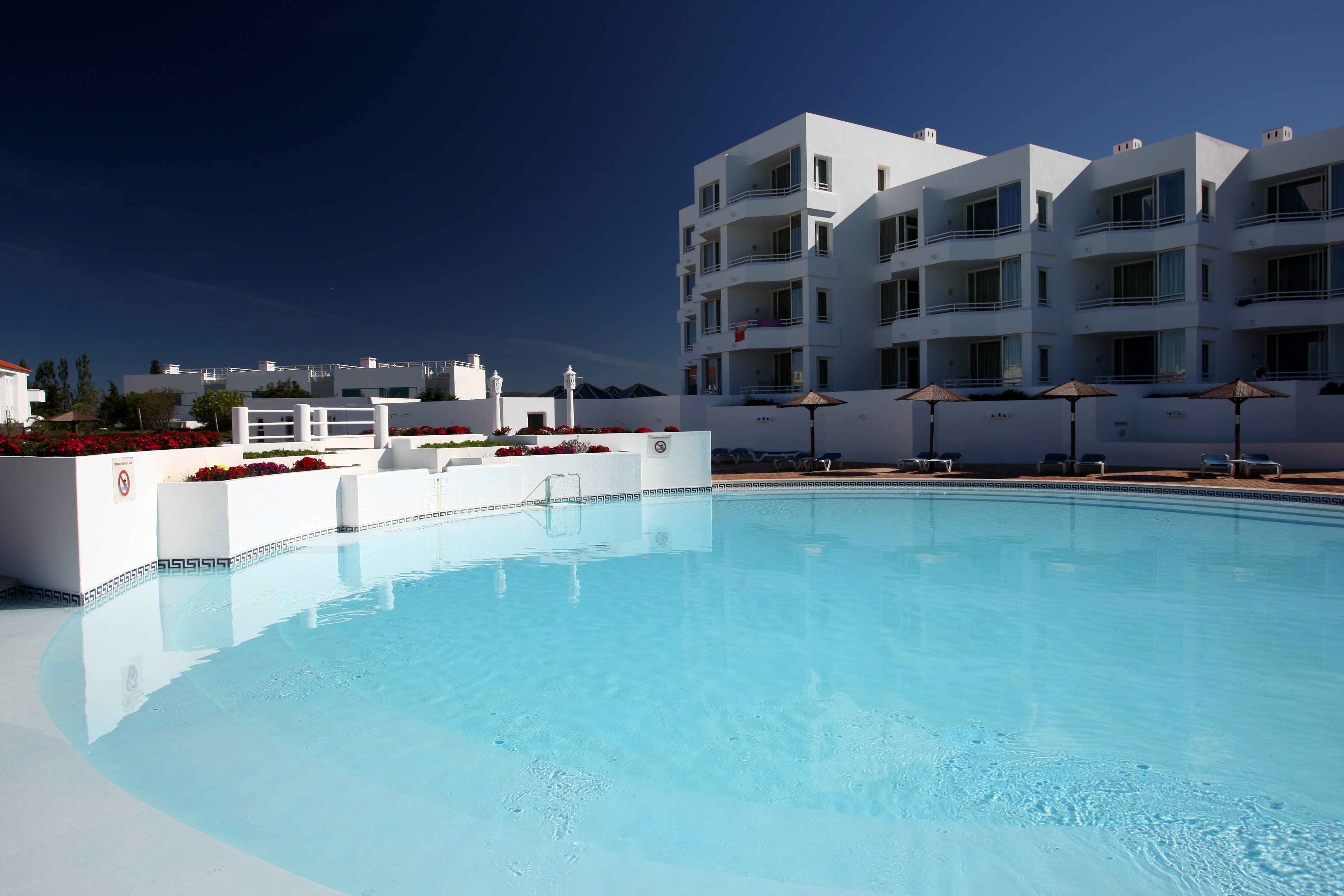 Apartment Pool View One Bedroom