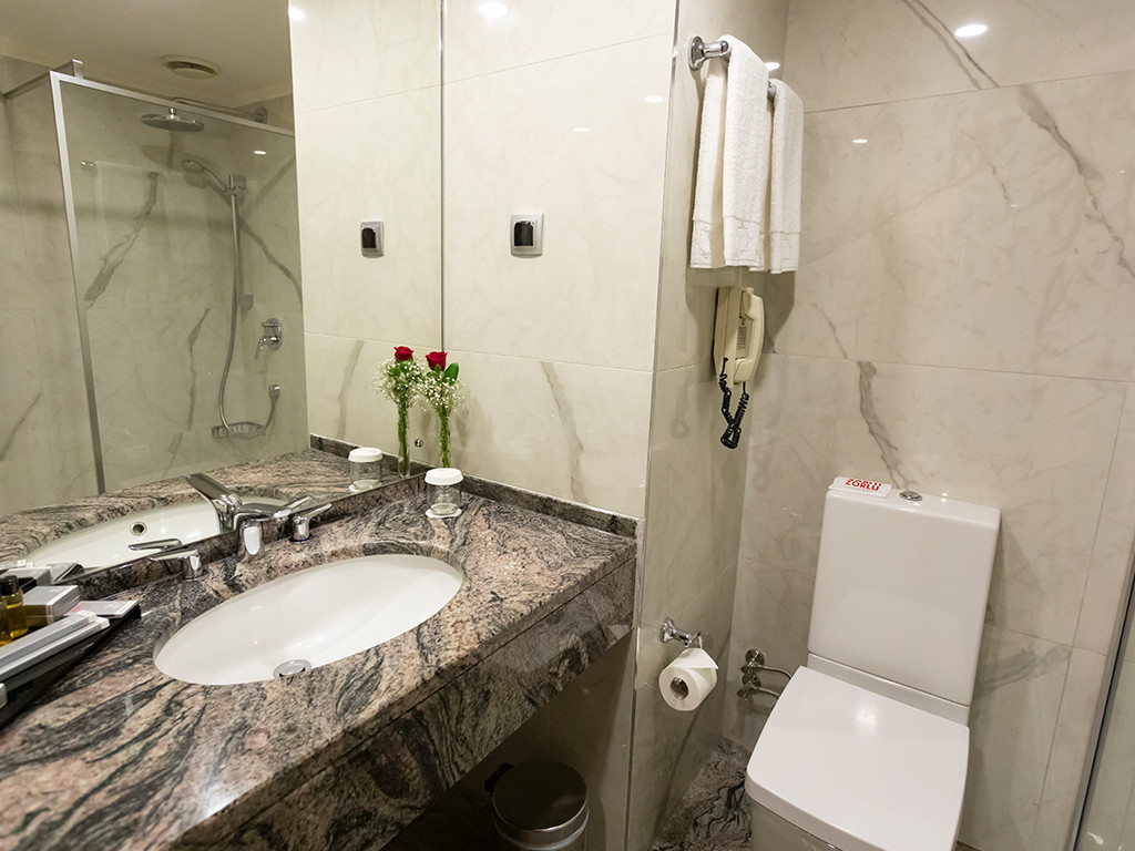 Family Room Capacity 4