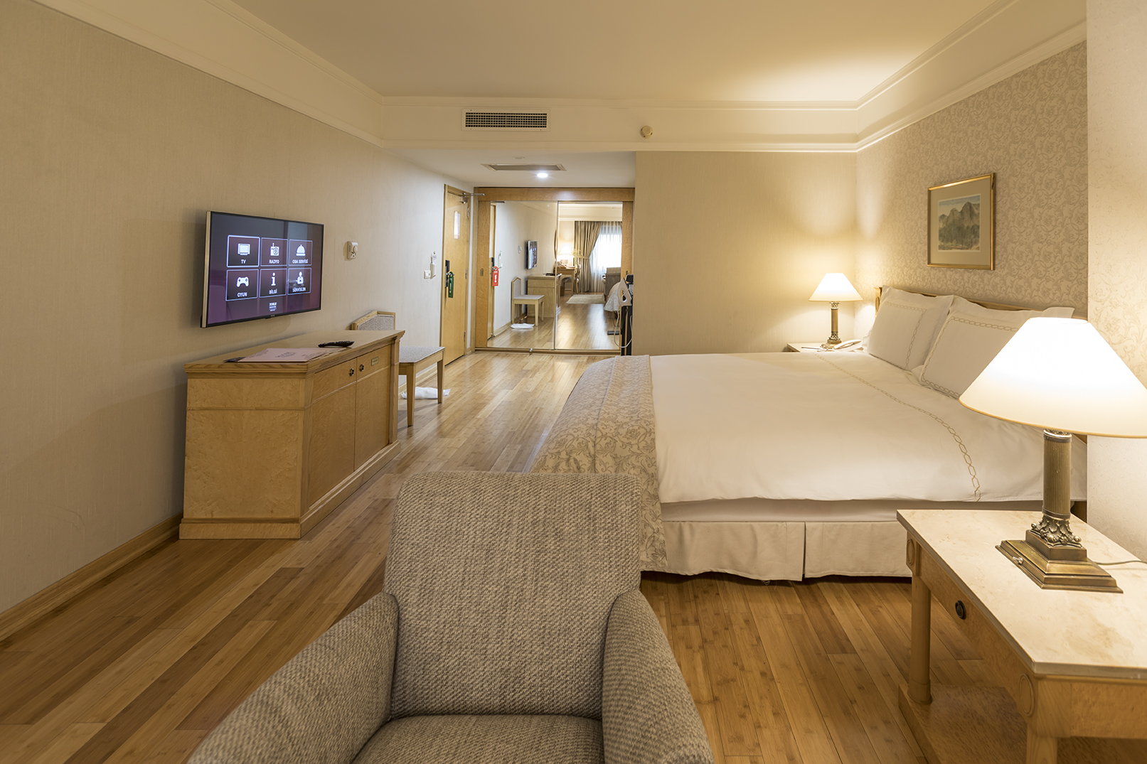 Junior Suite Capacity 1