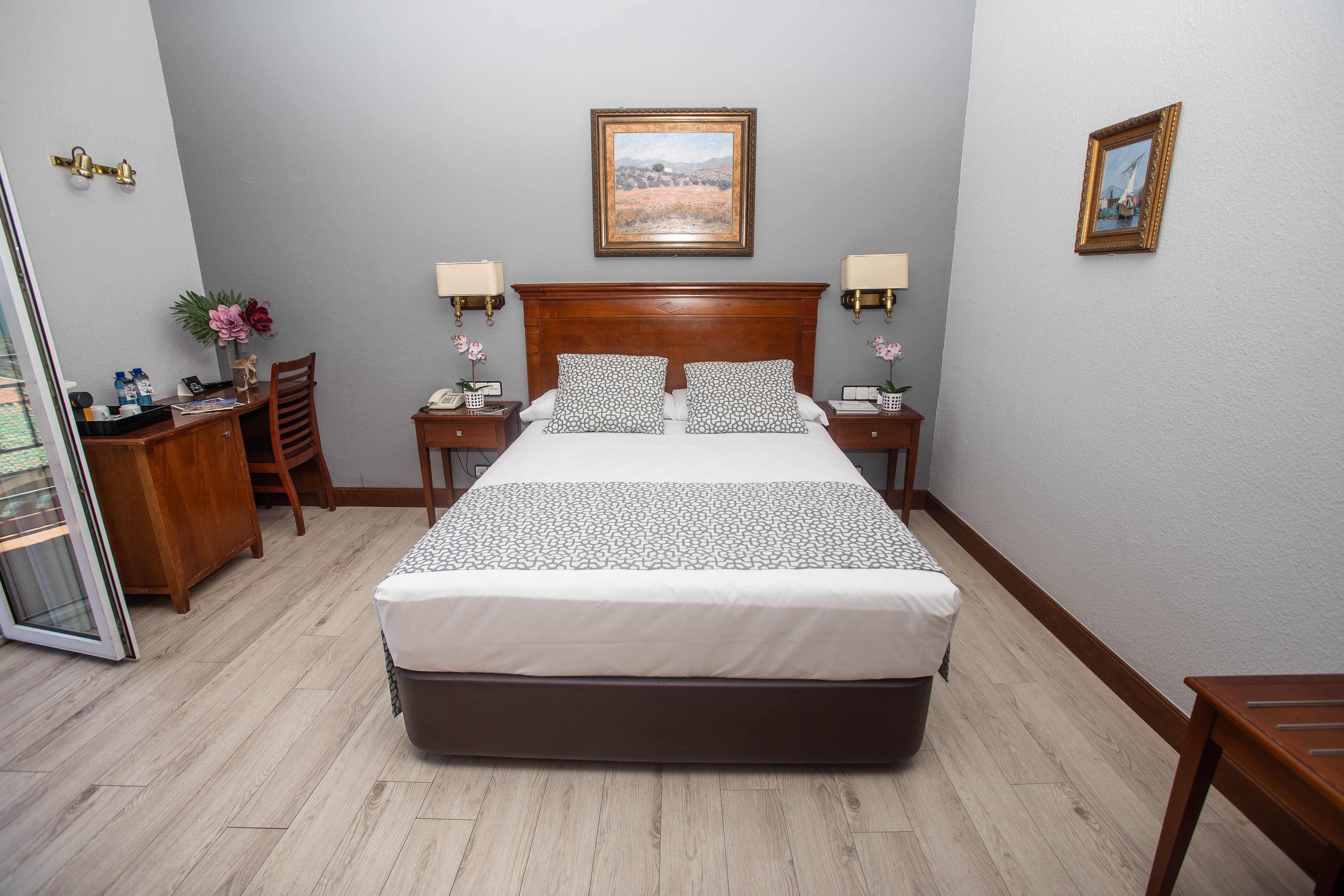 Double or Twin Standard