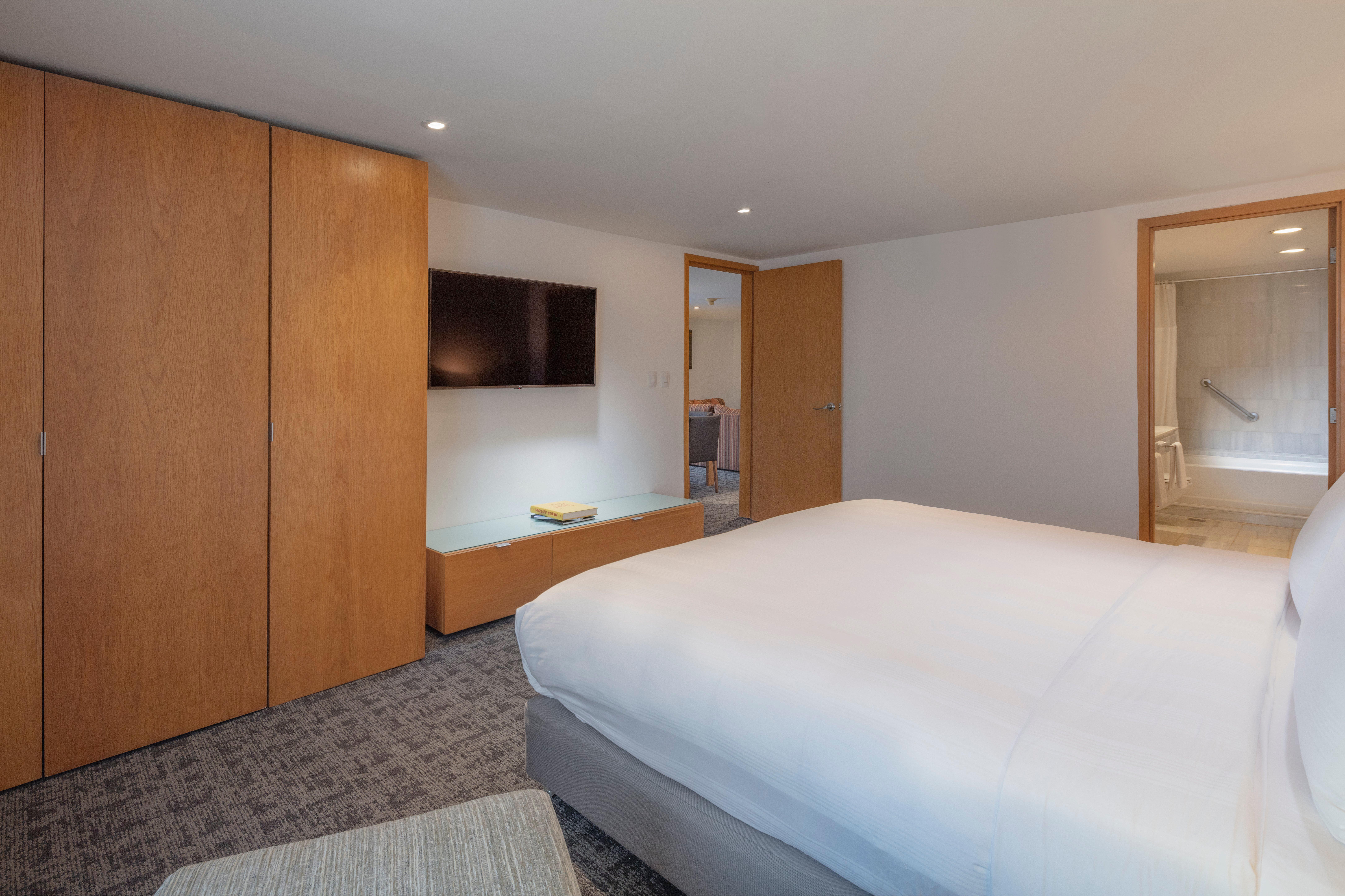 Junior Suite King Size Bed