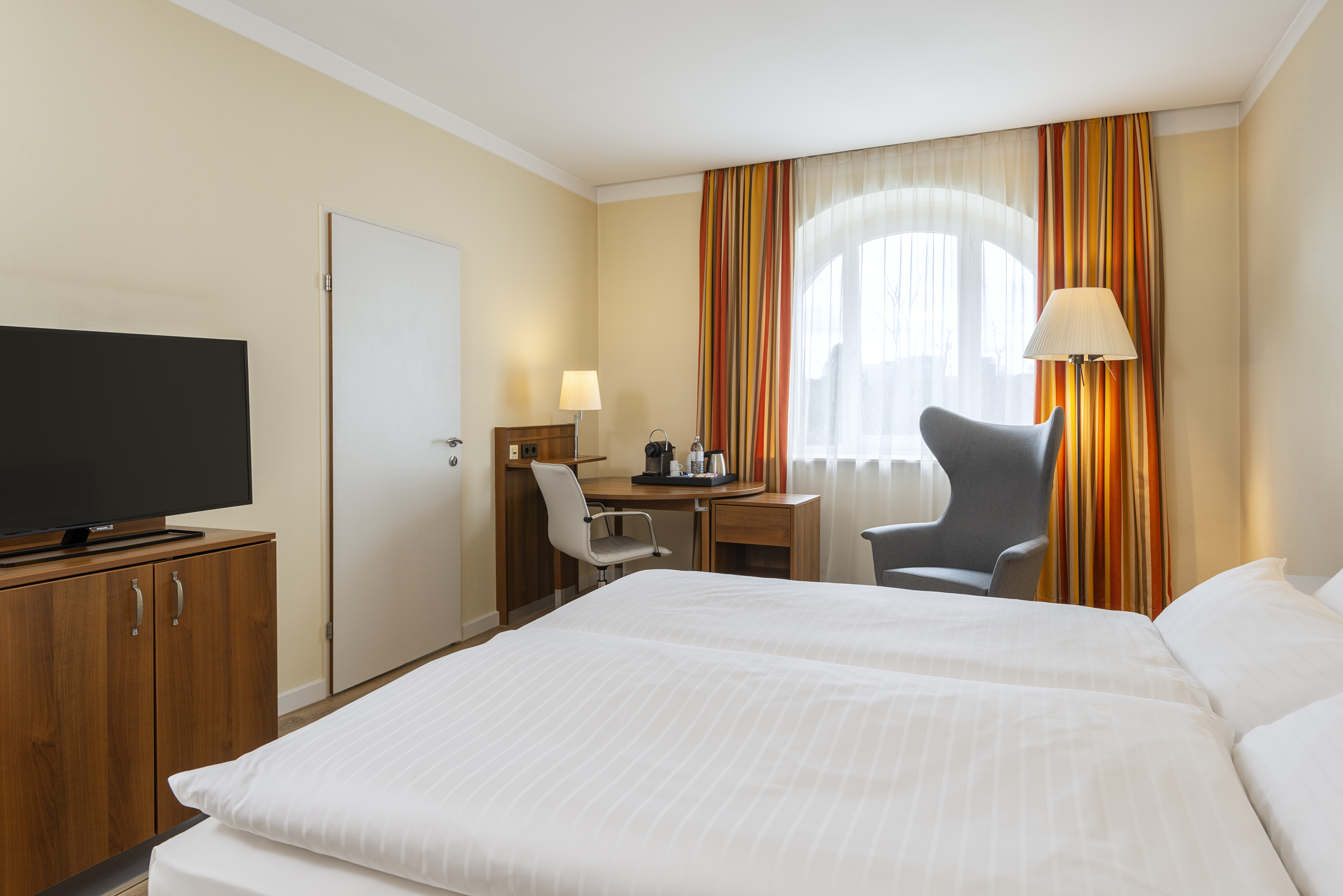 Family Room Capacity 3