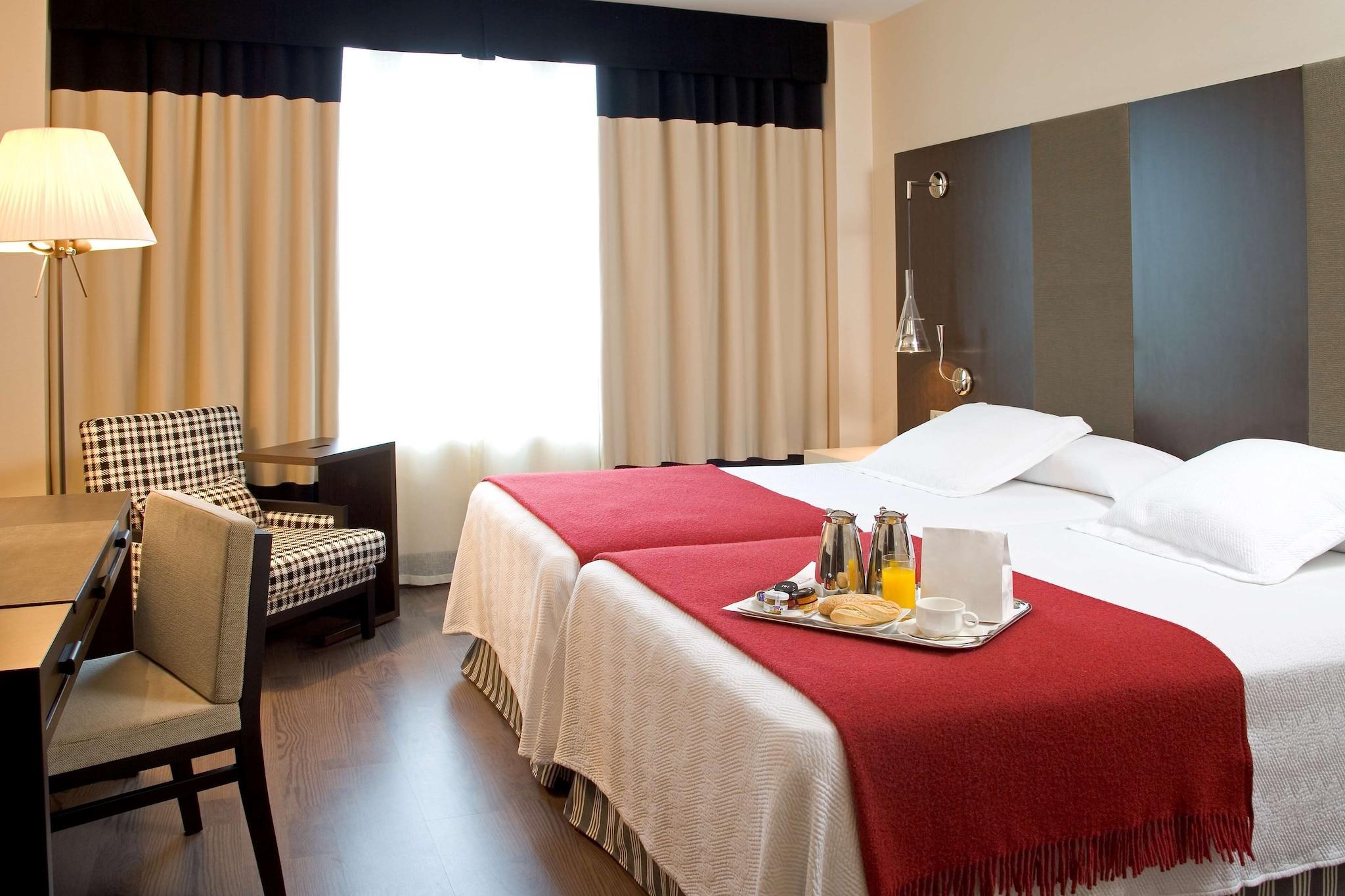 Family Room Queen Size Bed