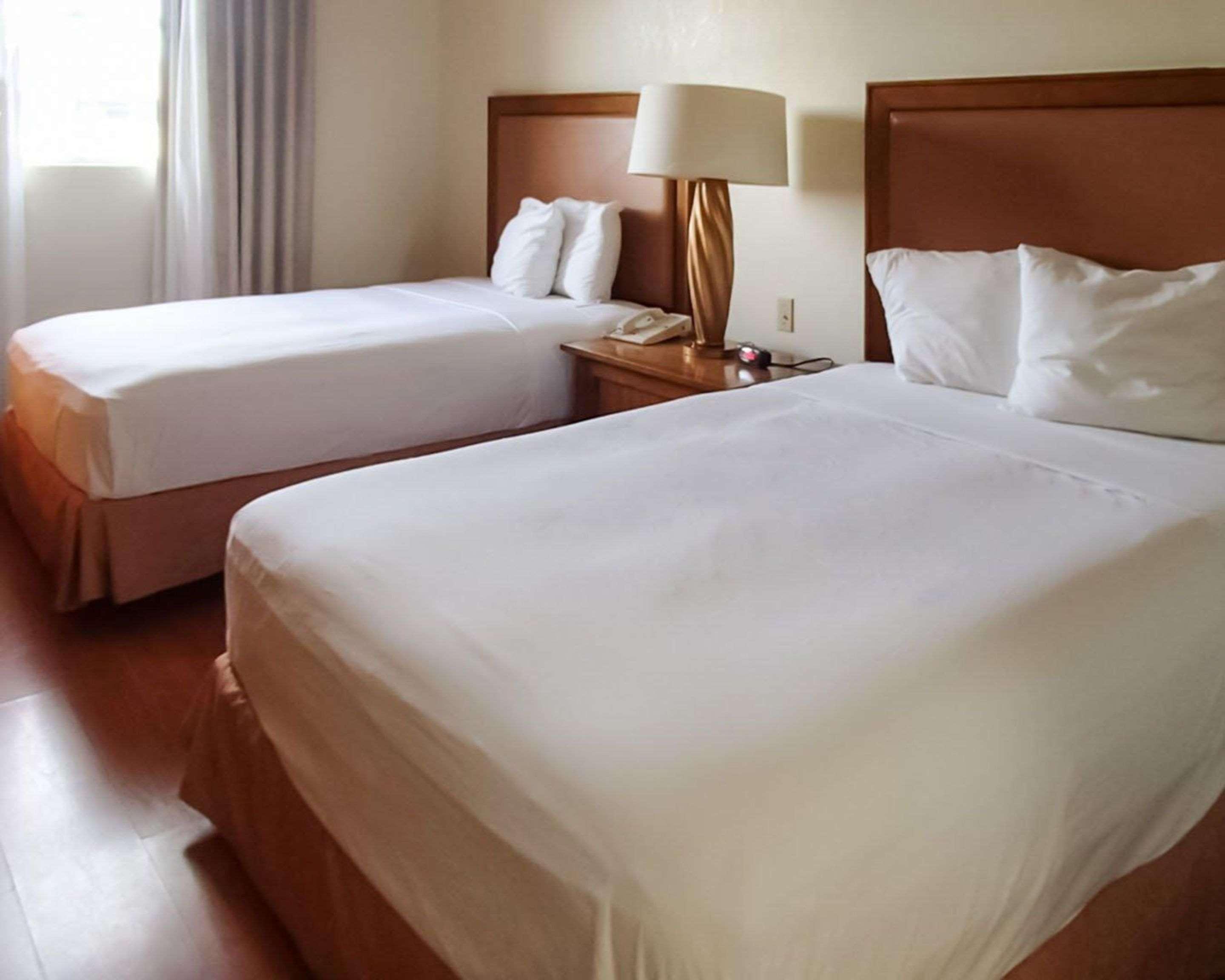 Quadruple Two Double Beds Non Smoking