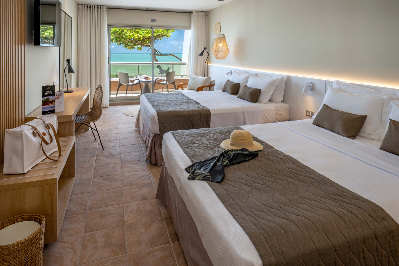 Family Room Capacity 4