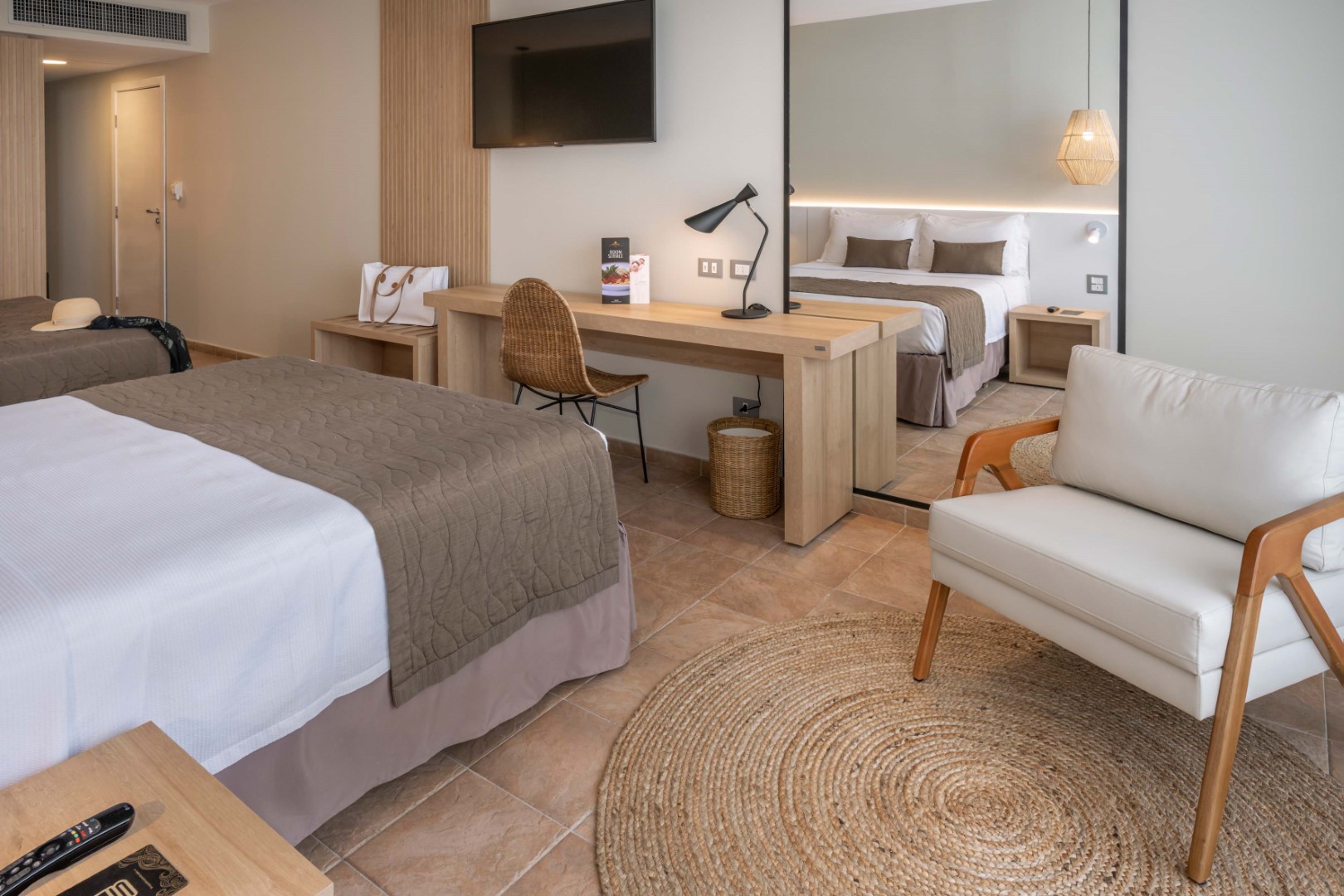 Family Room Capacity 4