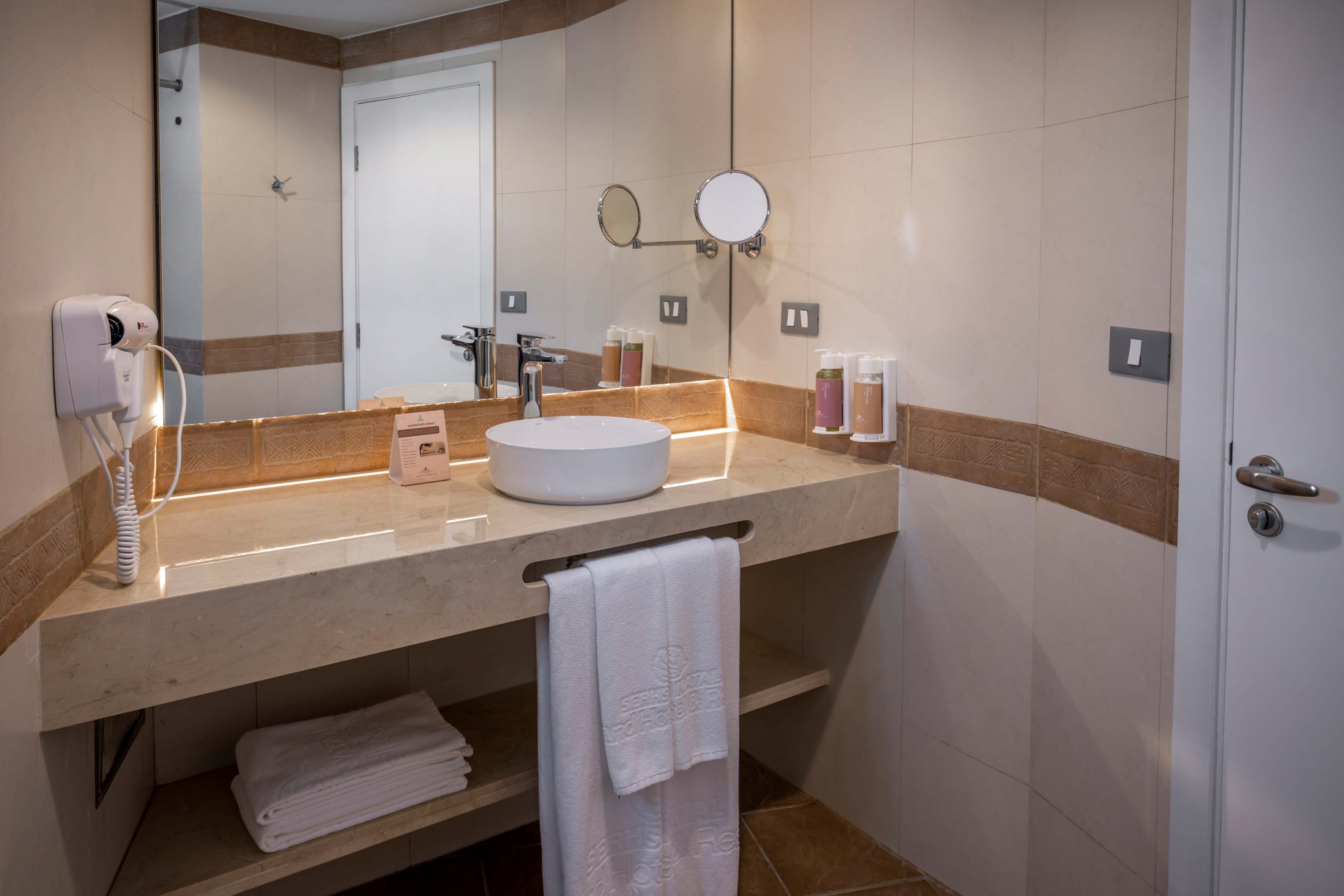 Junior Suite Capacity 2