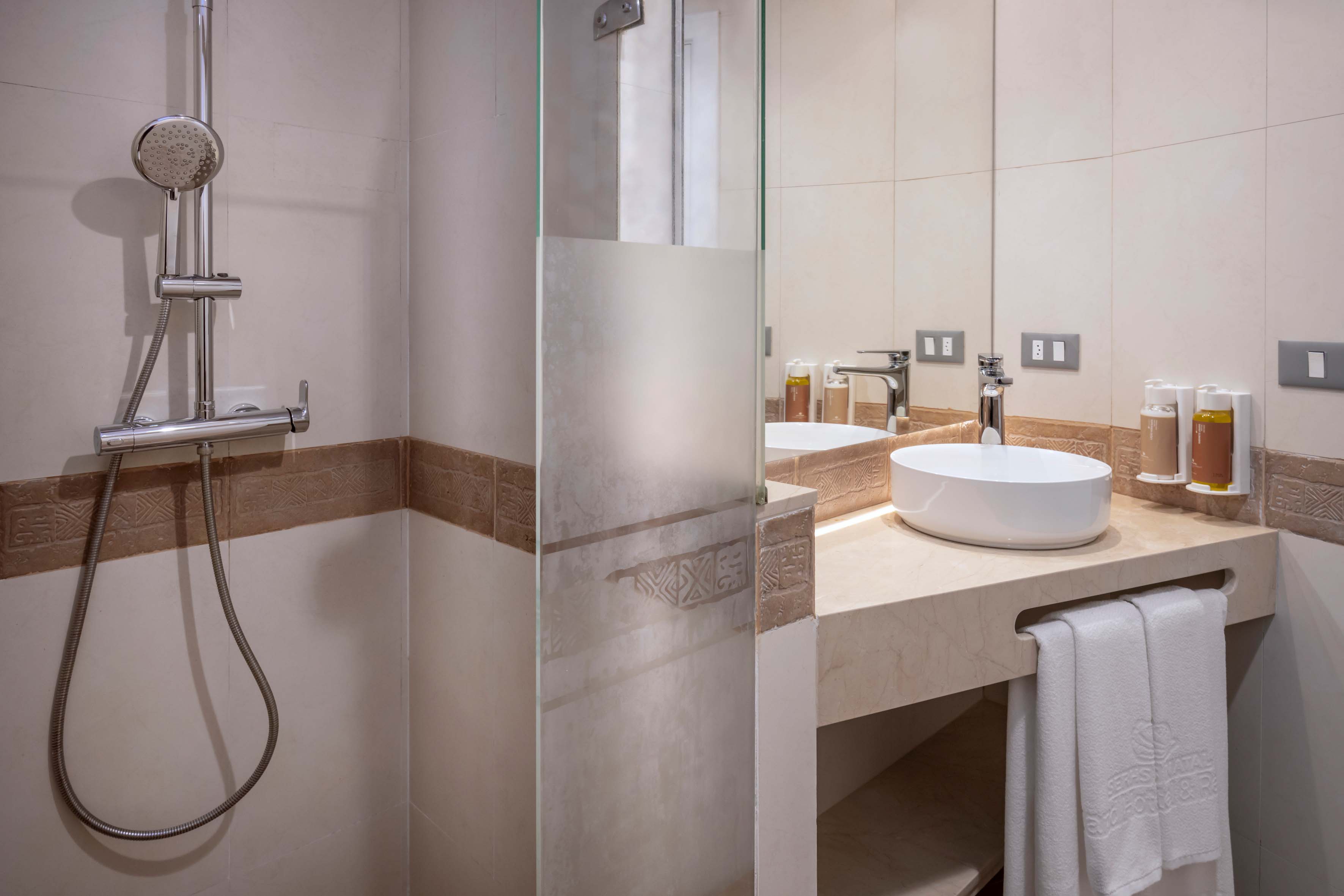 Family Room Capacity 1