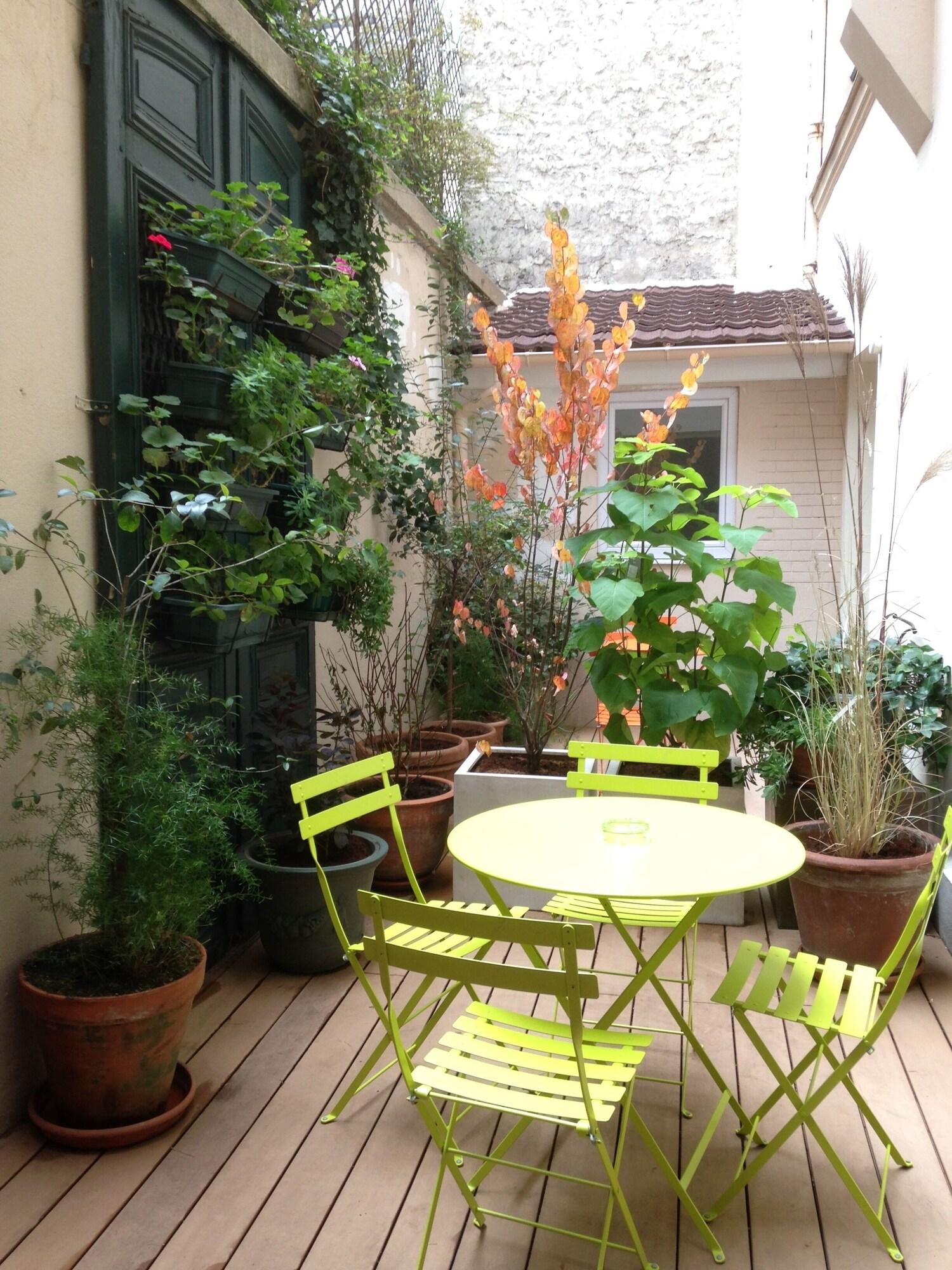 Family Room Three Beds