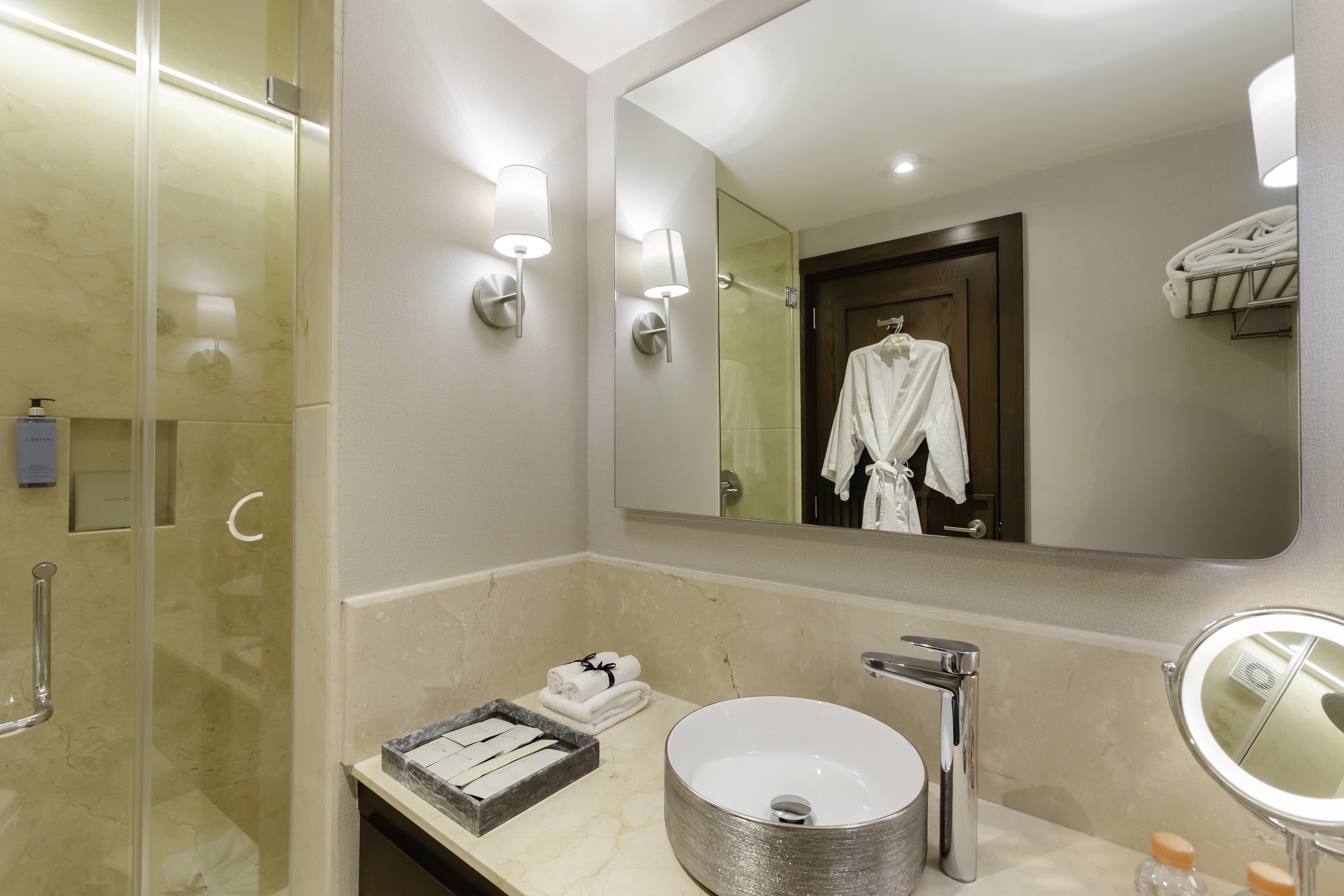 Double Classic King Bed