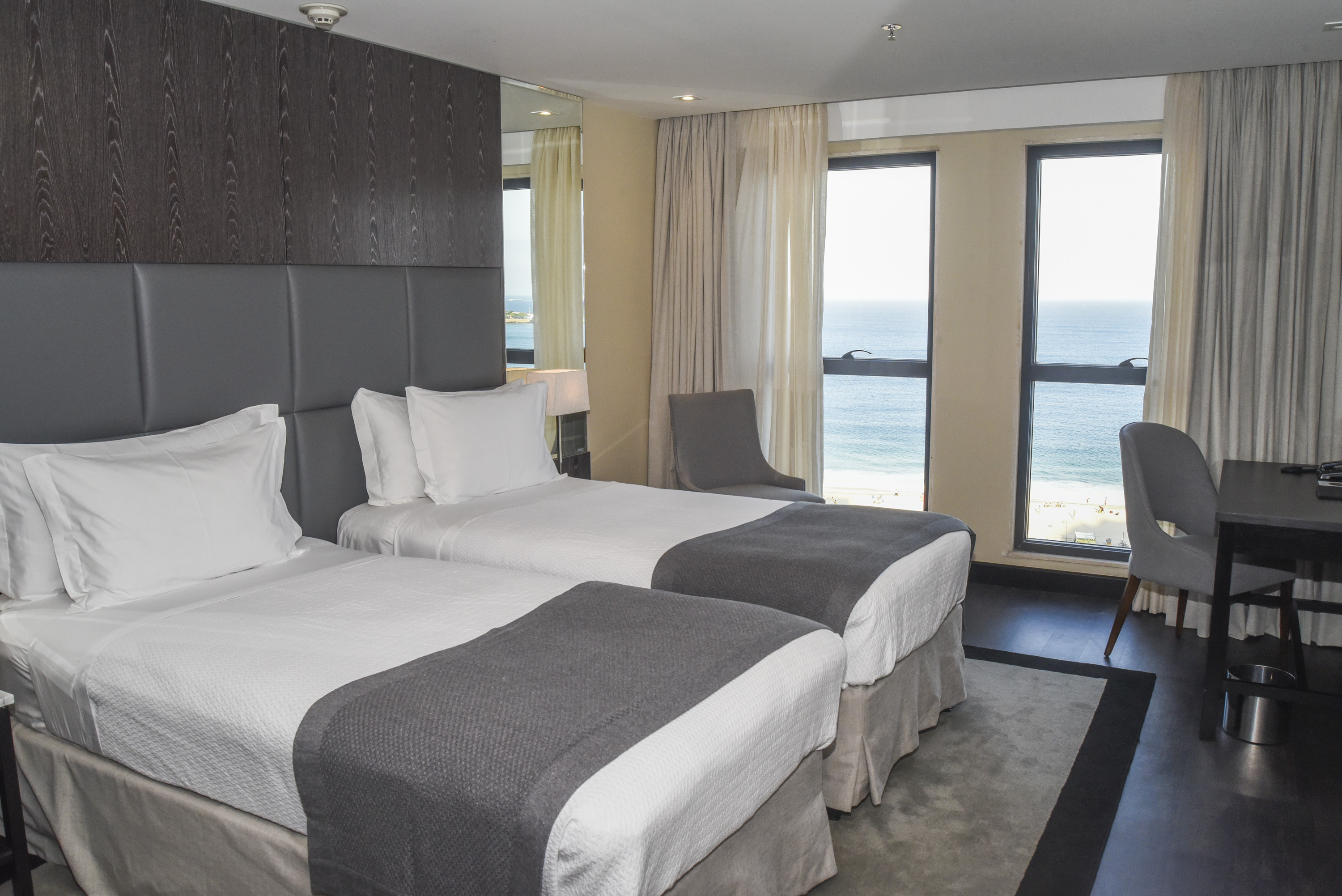 Twin Executive Superior