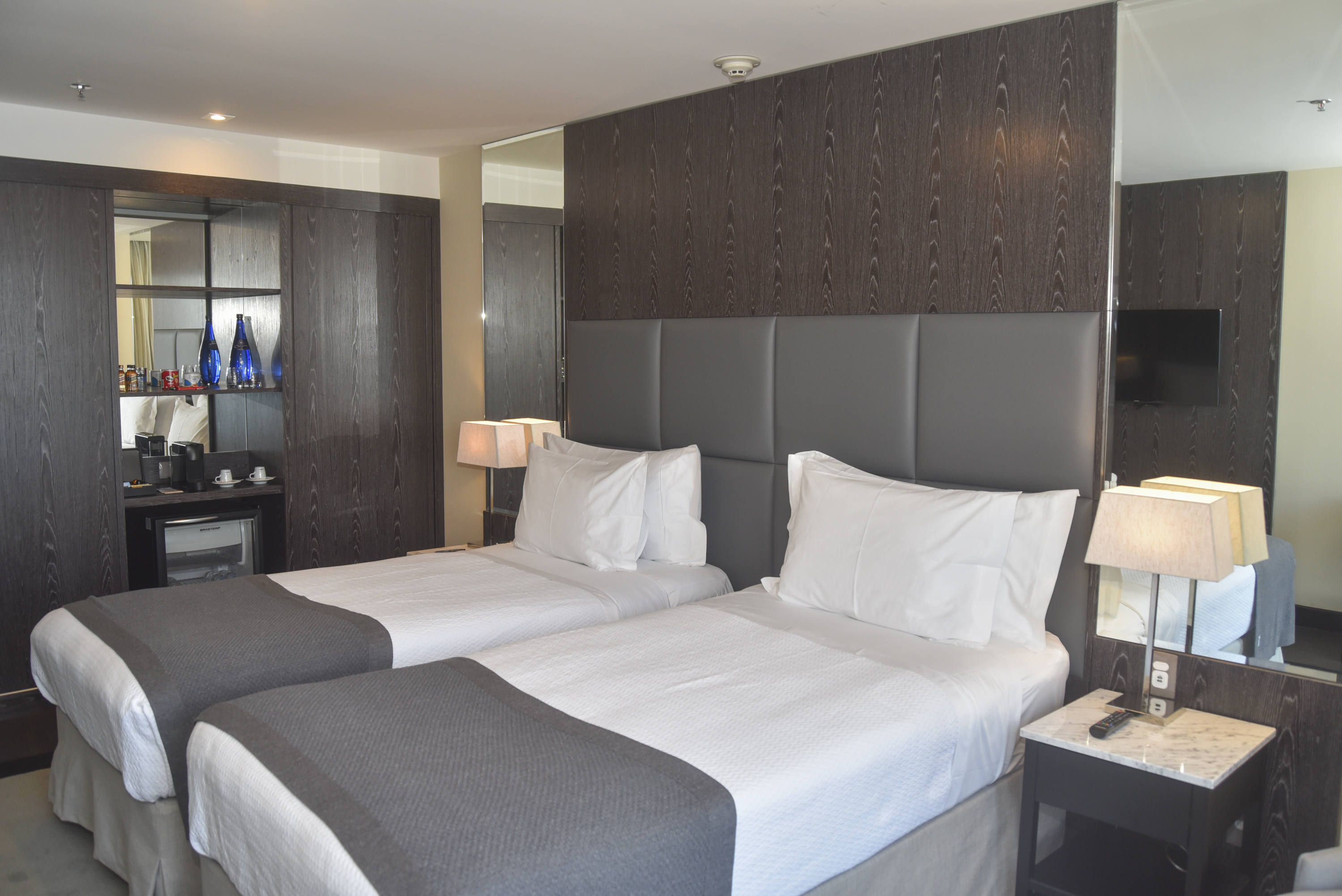 Twin Executive Superior