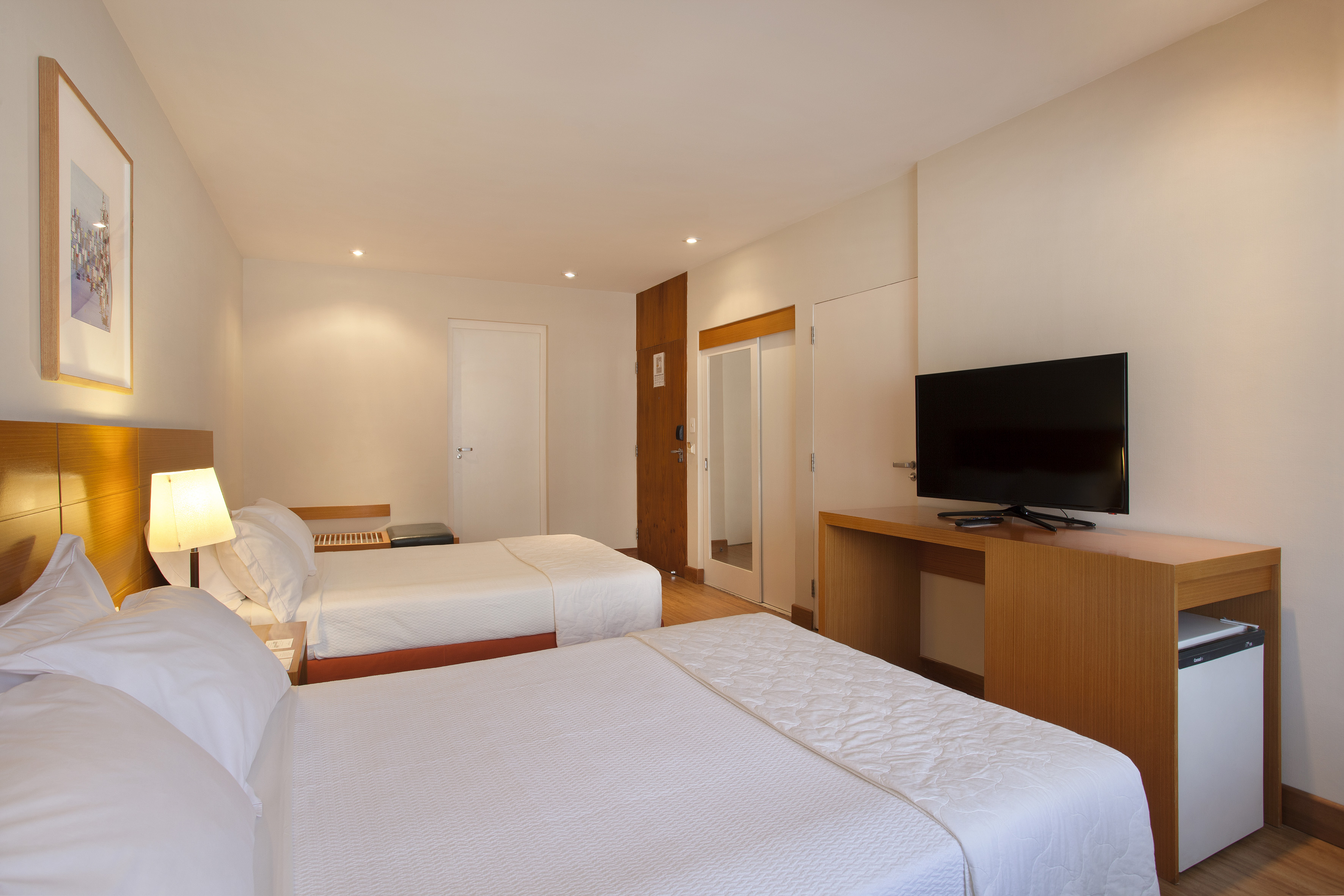 Twin Business Superior