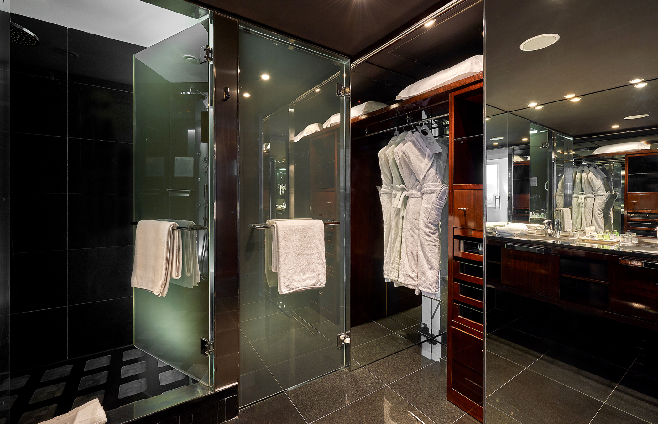 Double or Twin Standard