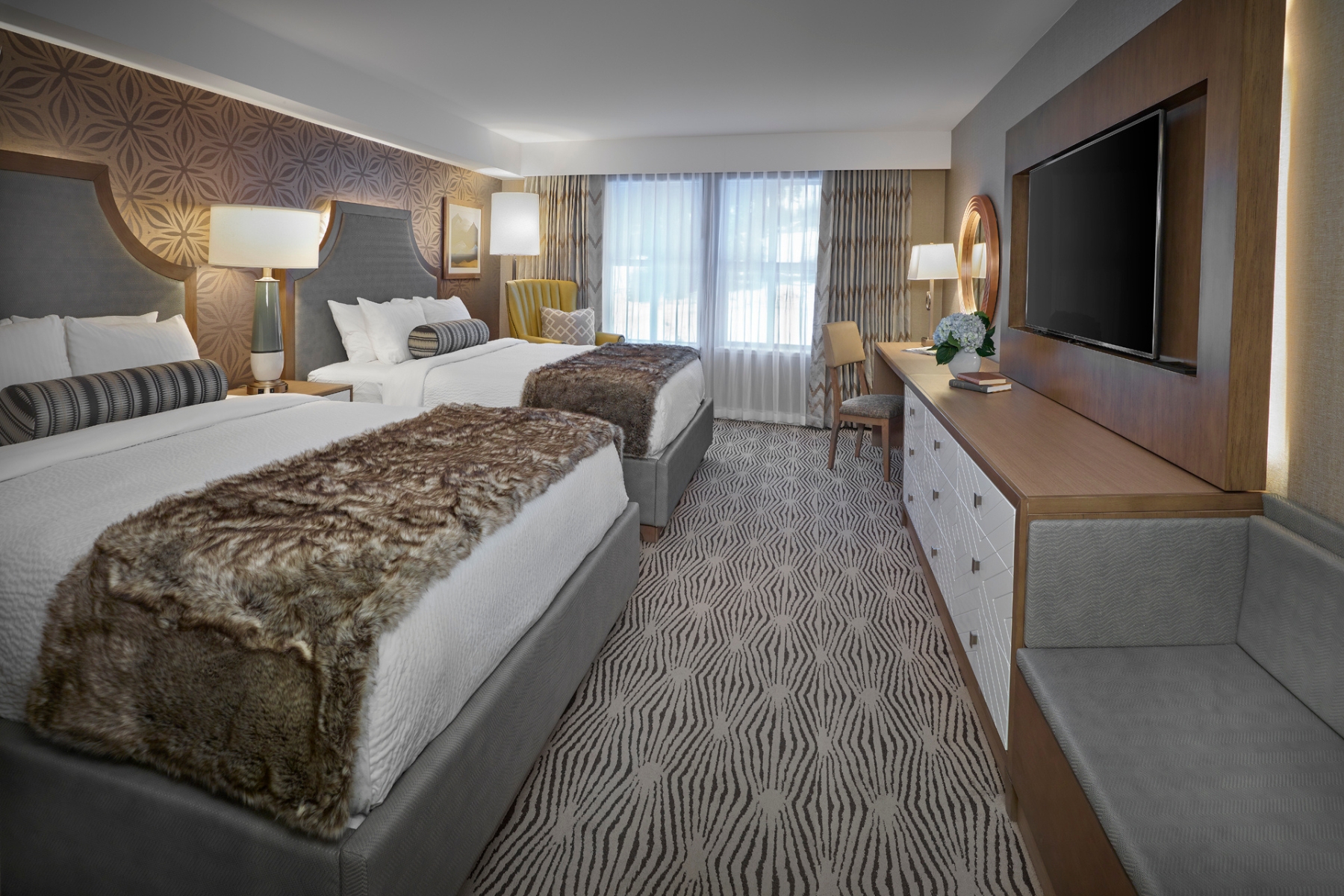 Double Deluxe Two Queen Beds