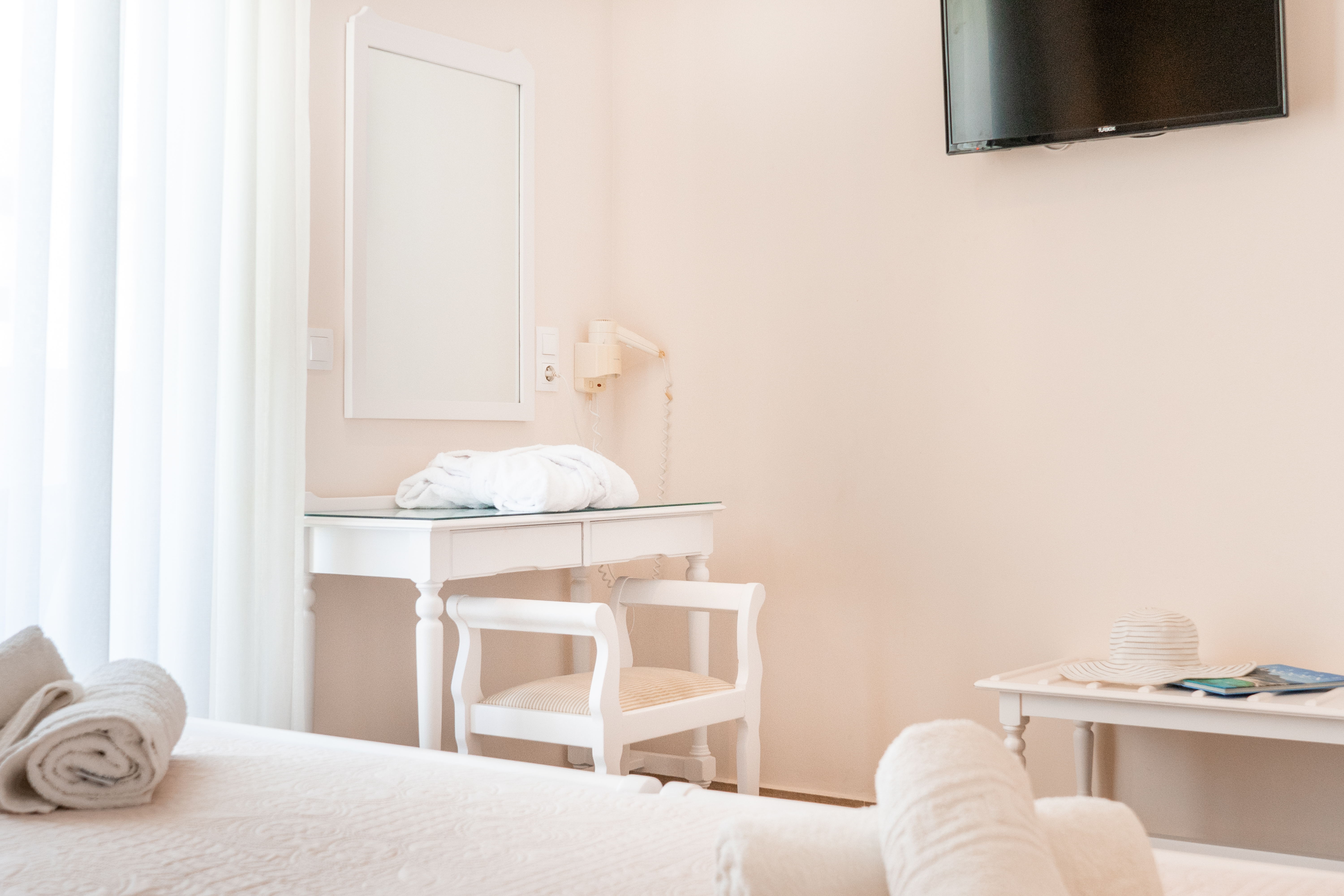 Double or Twin Superior One Bedroom