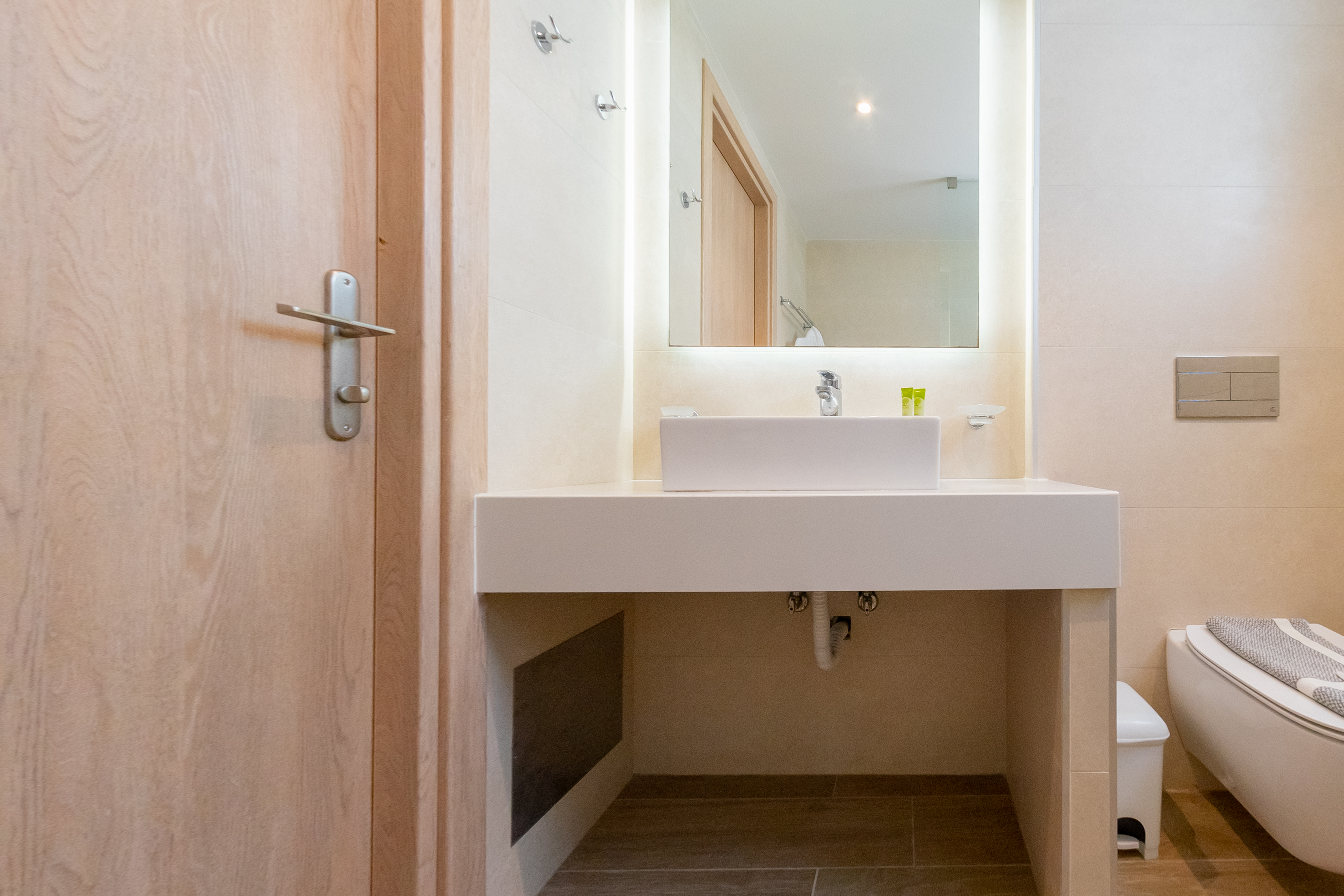 Double or Twin Superior One Bedroom