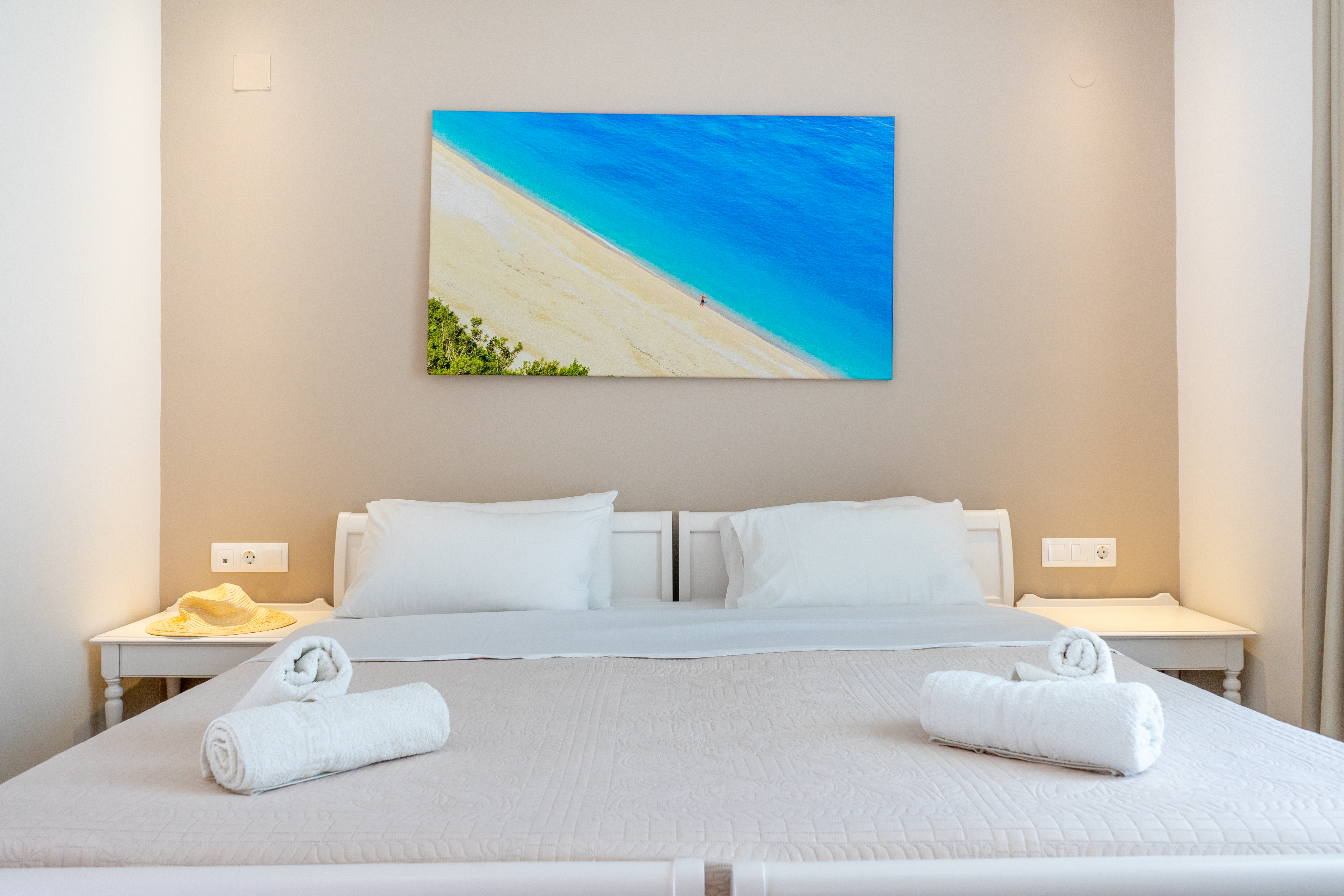 Double or Twin Superior One Bedroom