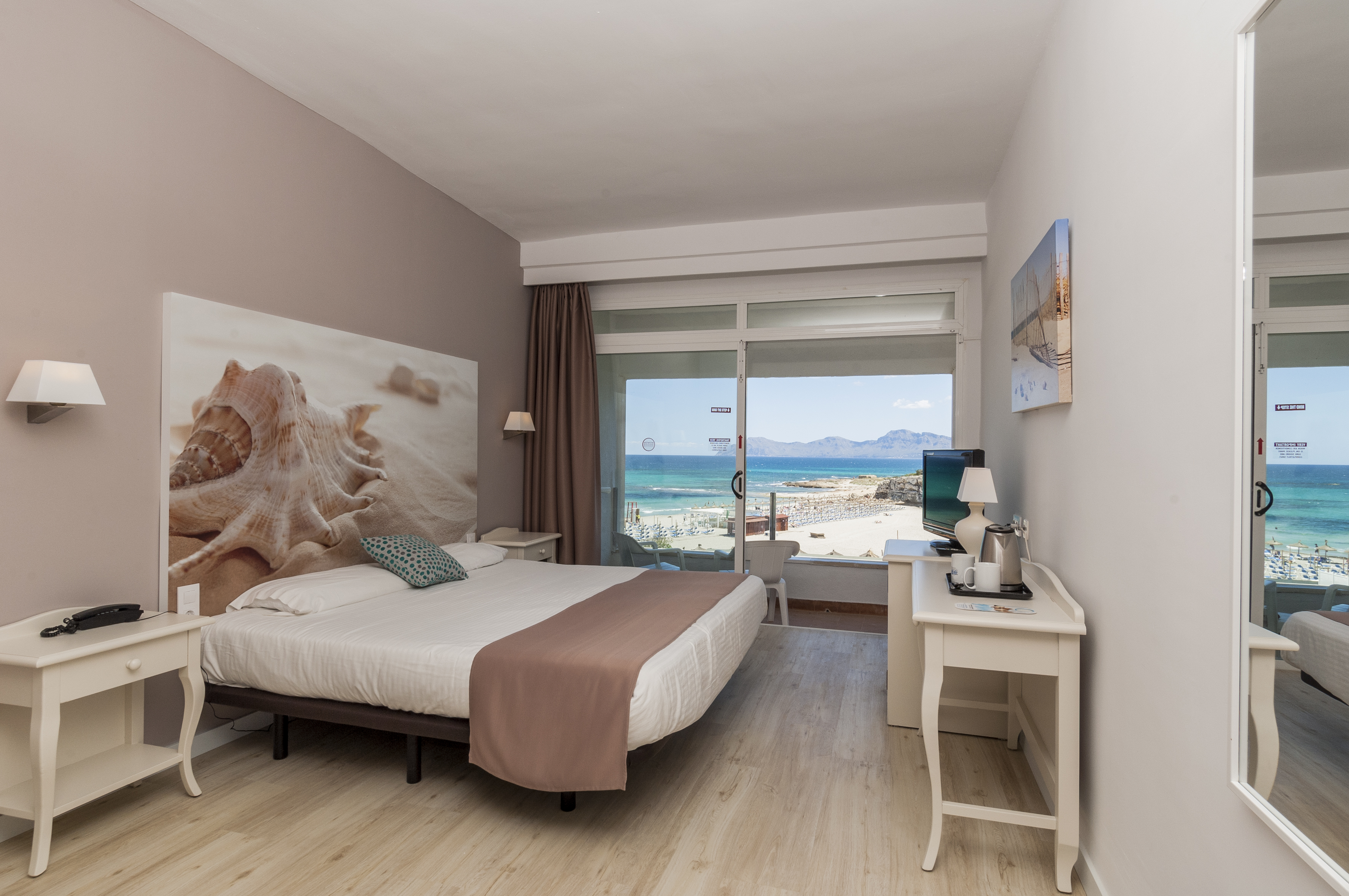 Double Superior Sea View