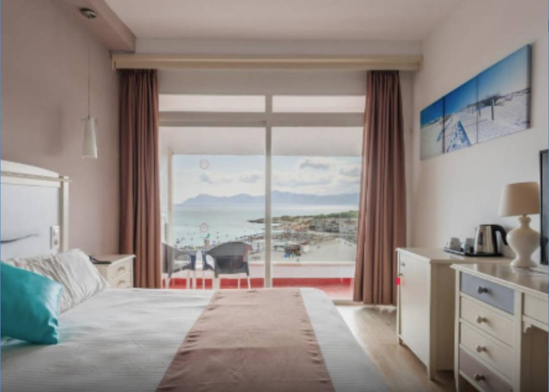 Double Superior Sea View