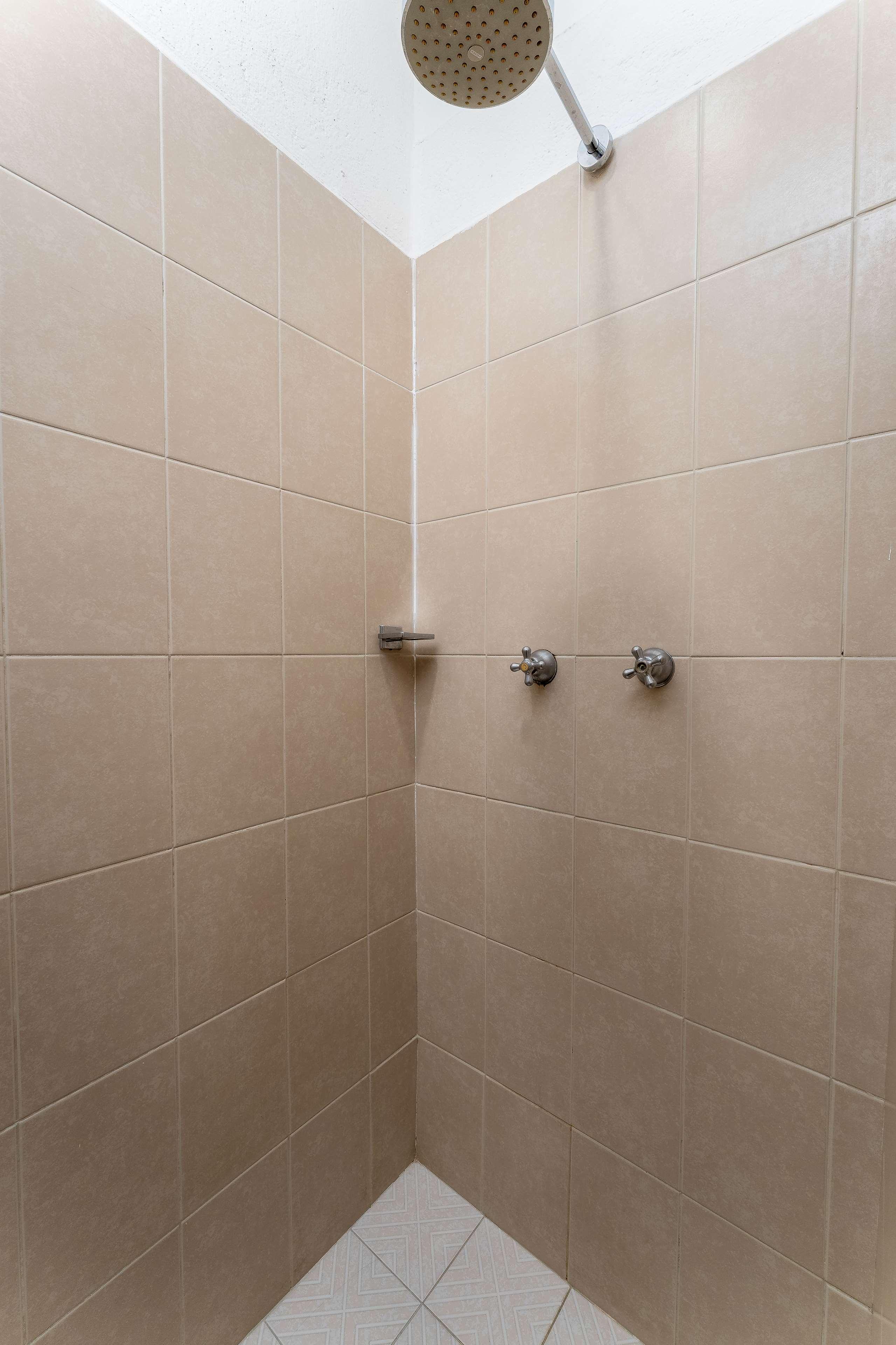 Suite Queen Size Bed