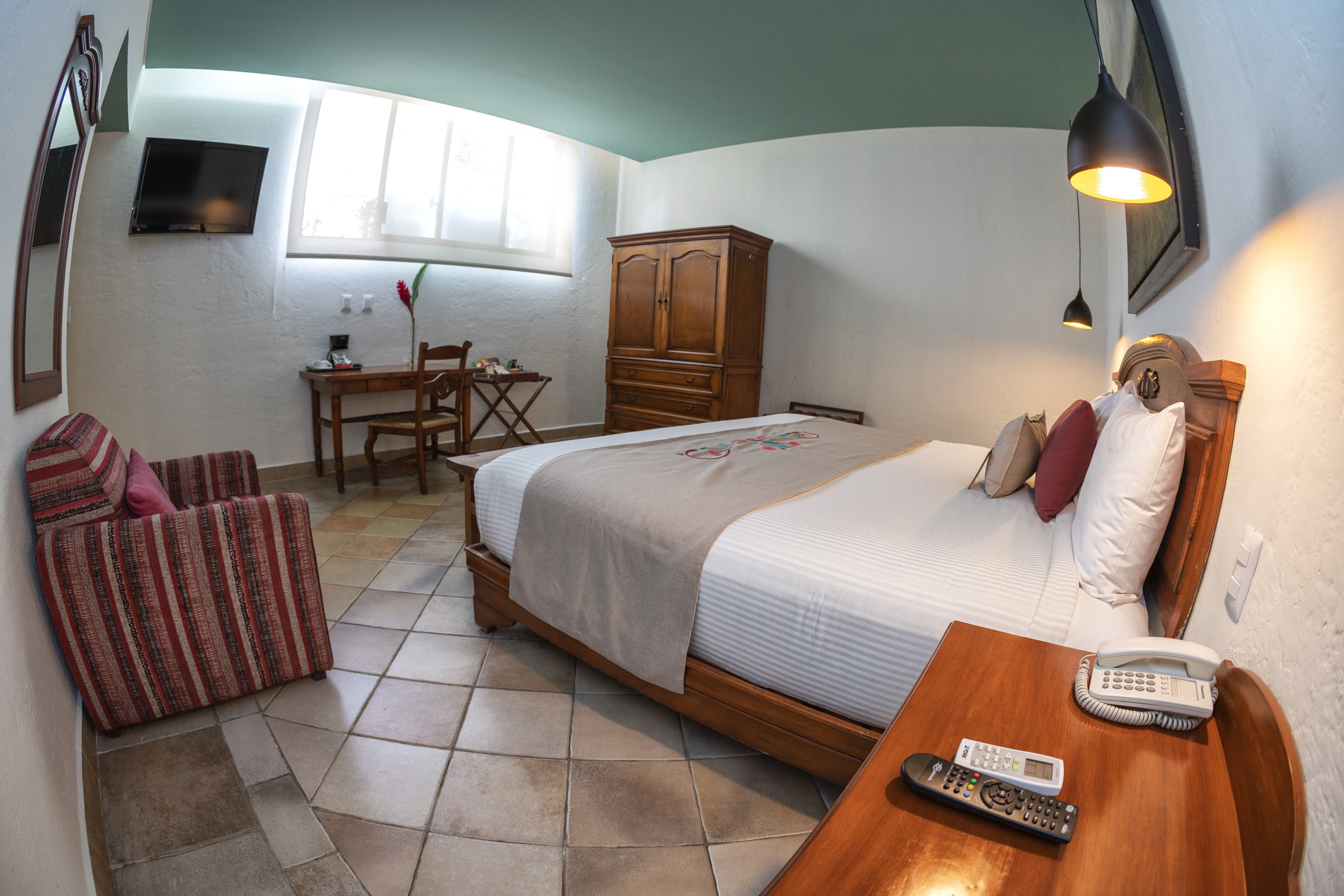 Double Superior King Bed