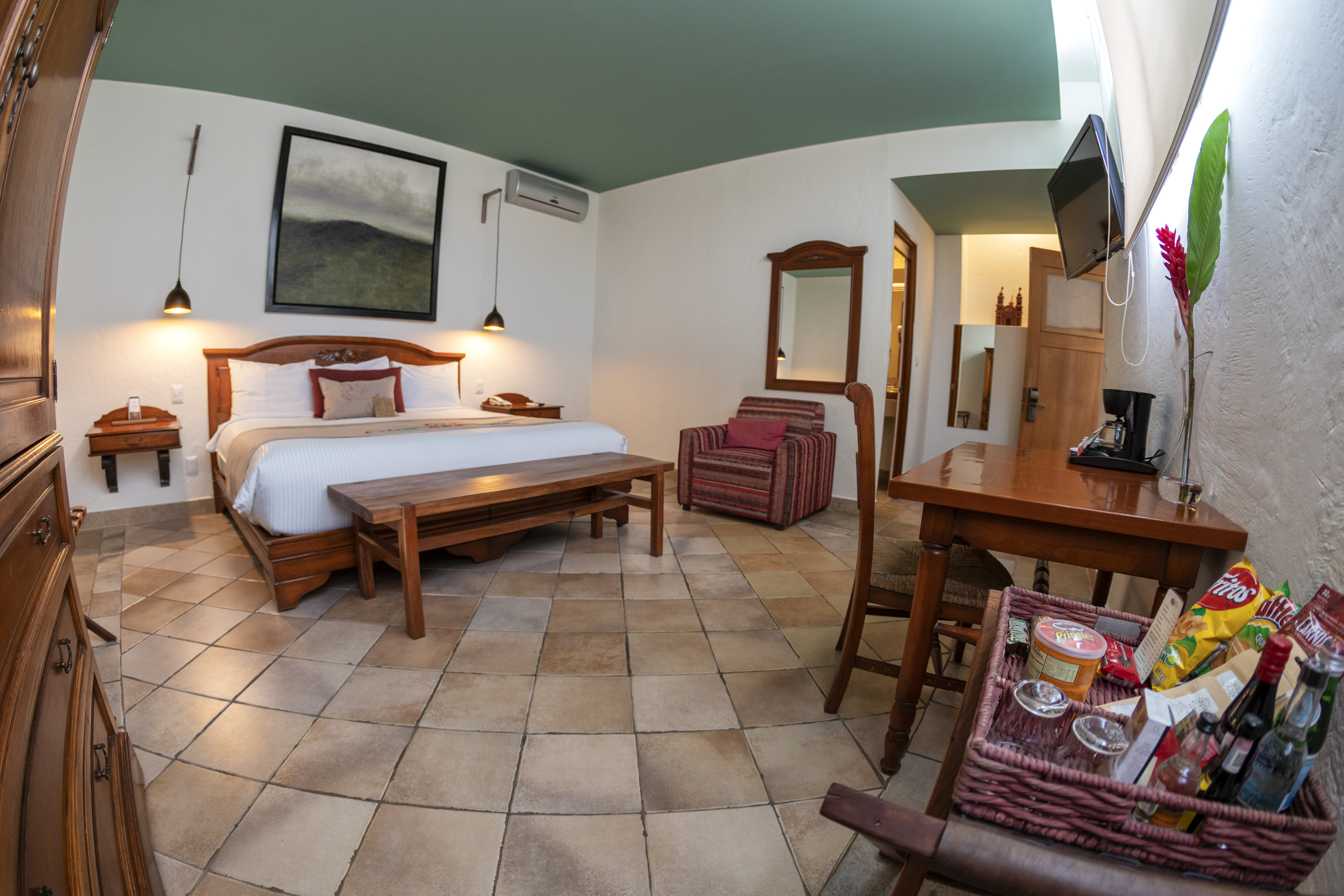 Double Superior King Bed