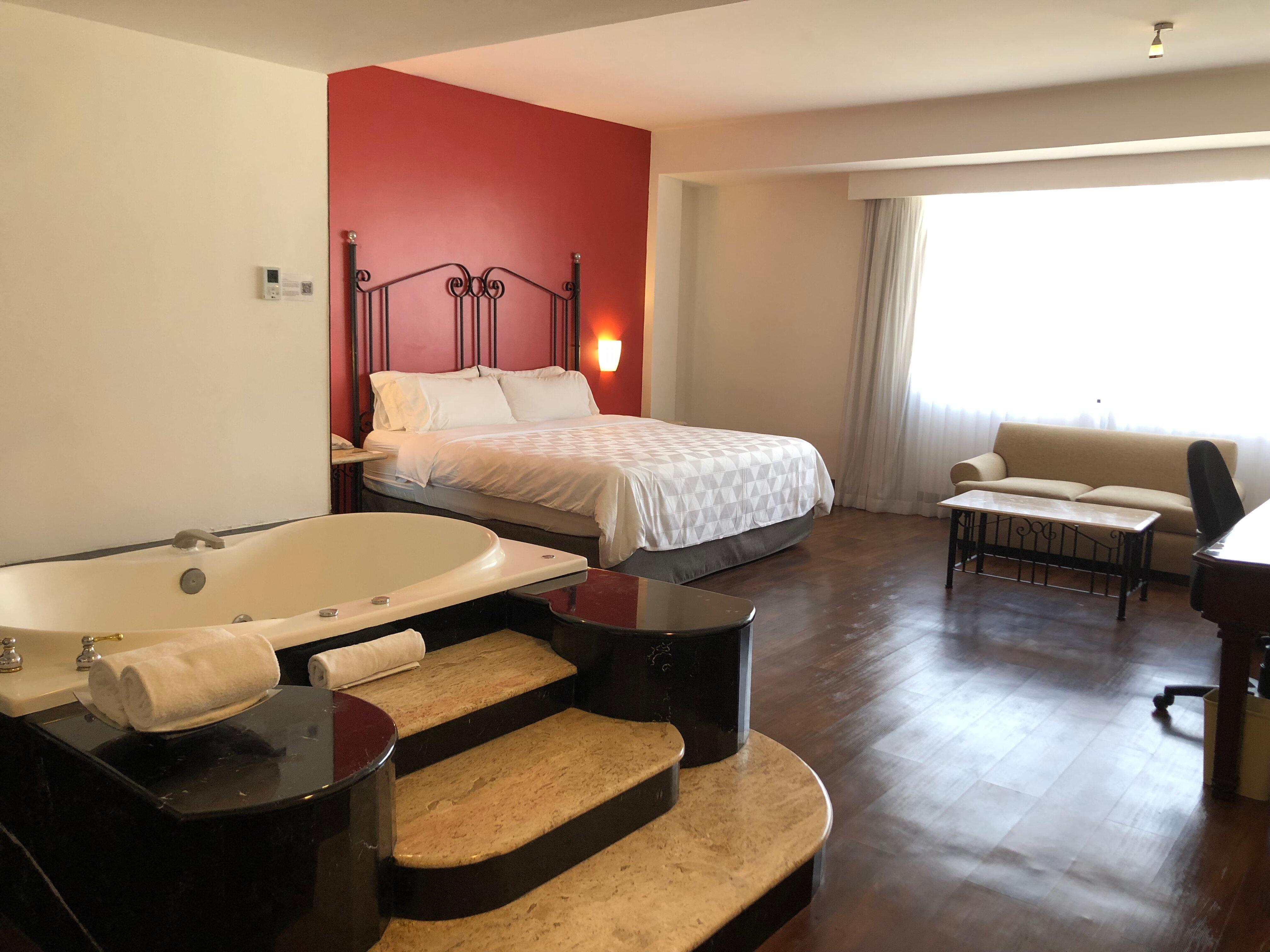 Suite King Bed with Jacuzzi