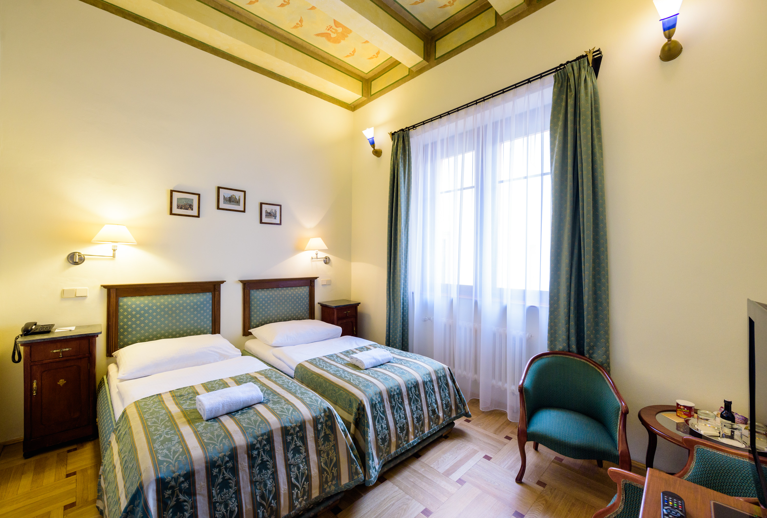 Double or Twin Capacity 3