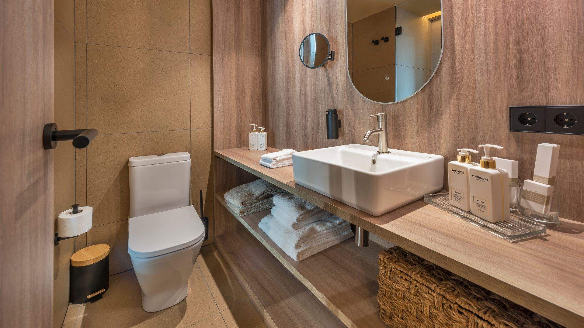 Double or Twin Pool View