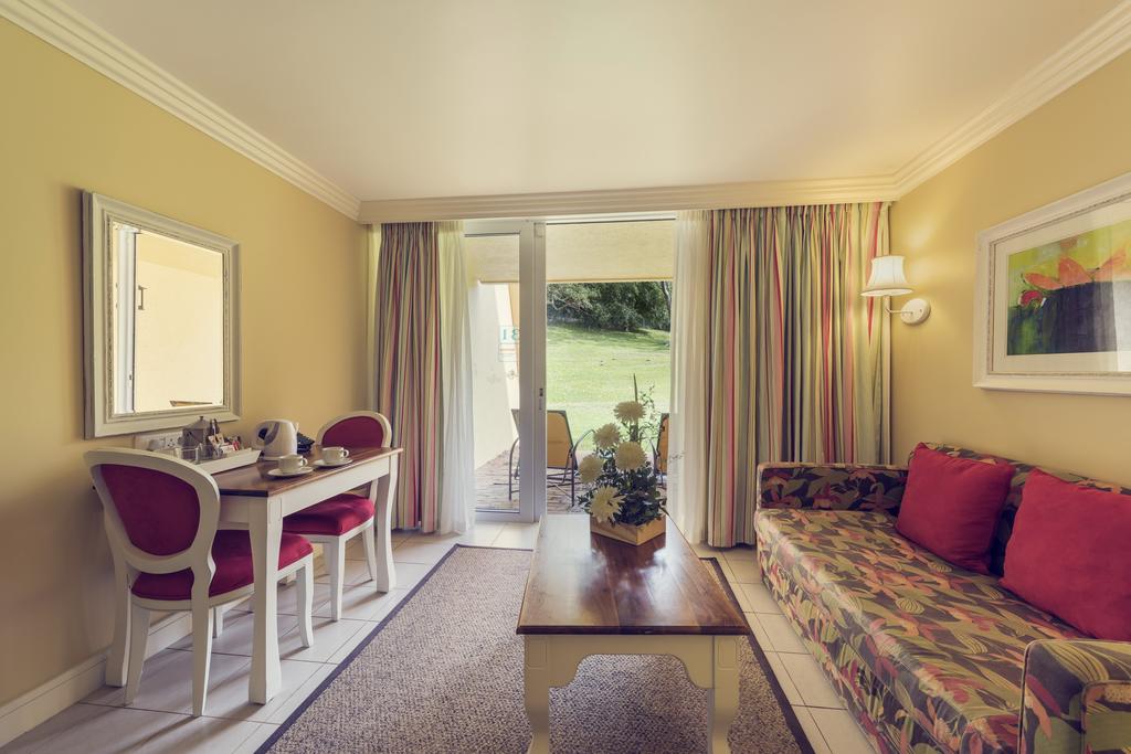 Family Room Deluxe Garden View