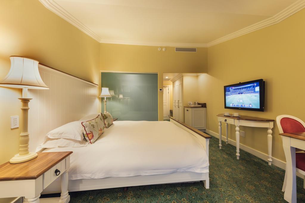 Double Deluxe Garden View