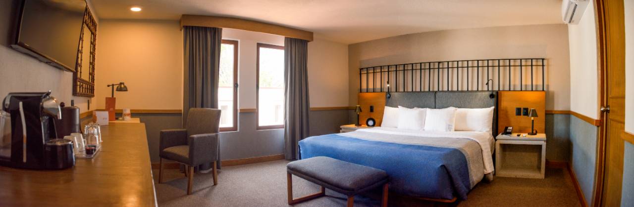 Double Deluxe King Bed