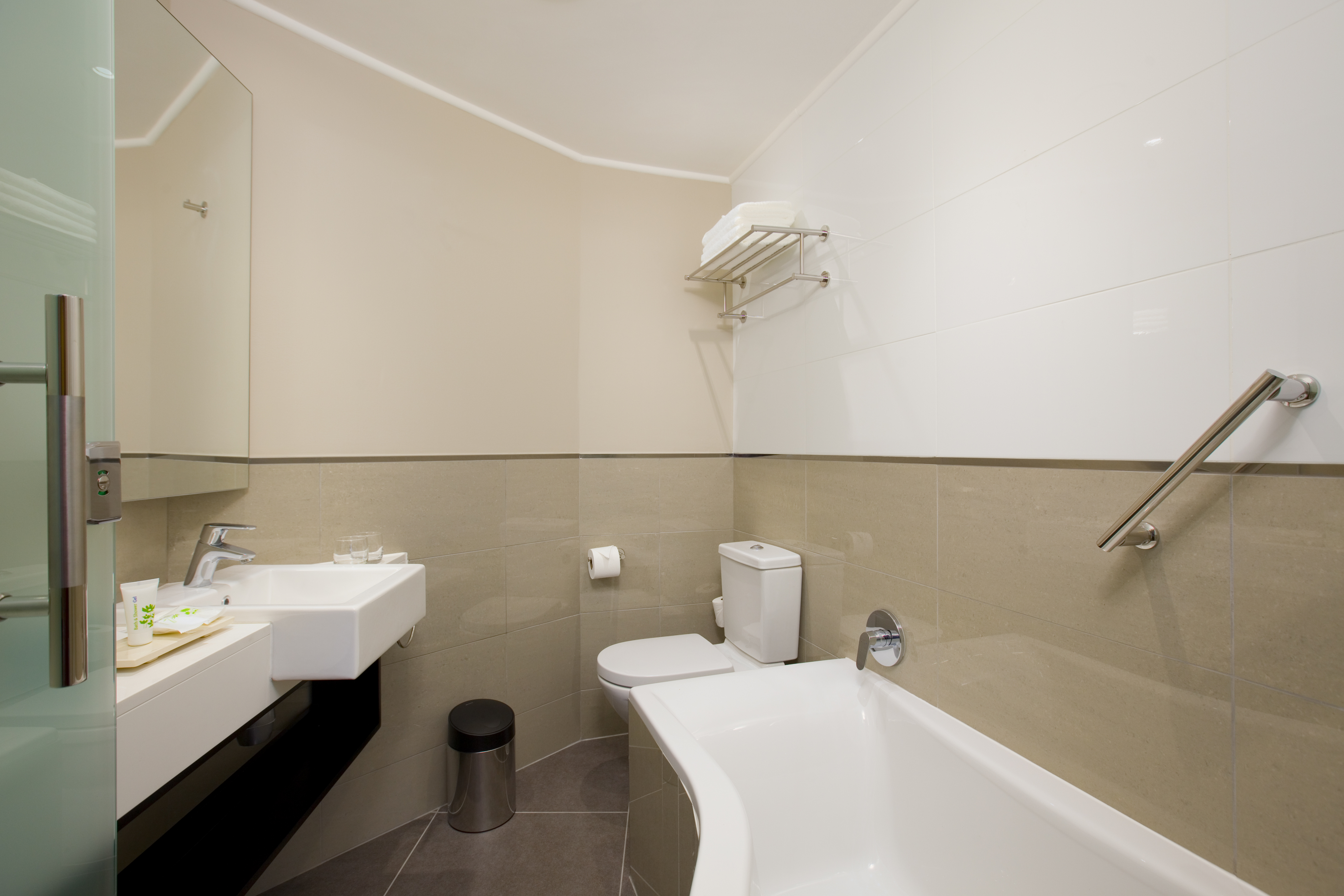 Room Queen Bed Non Smoking