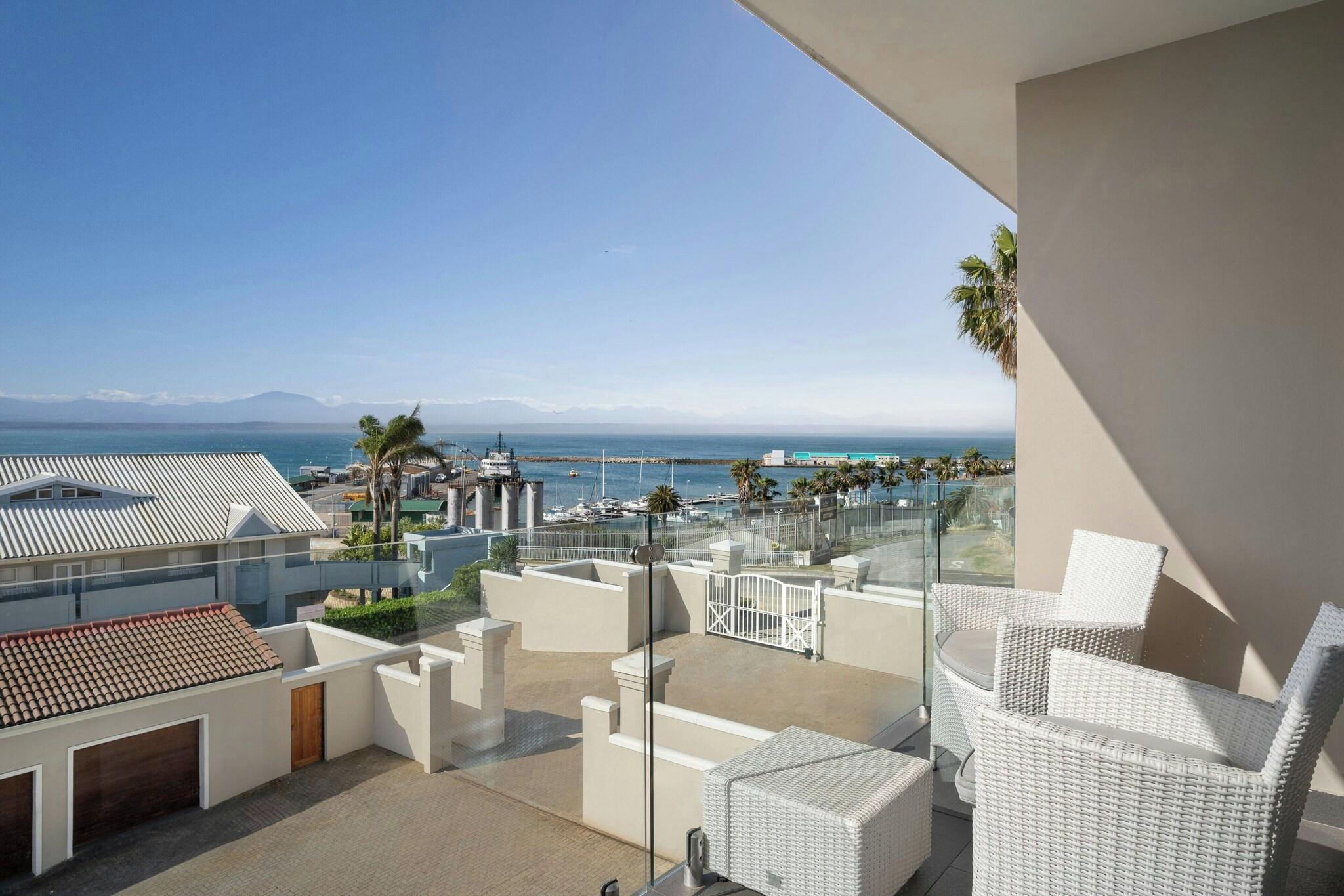 Suite Harbour View