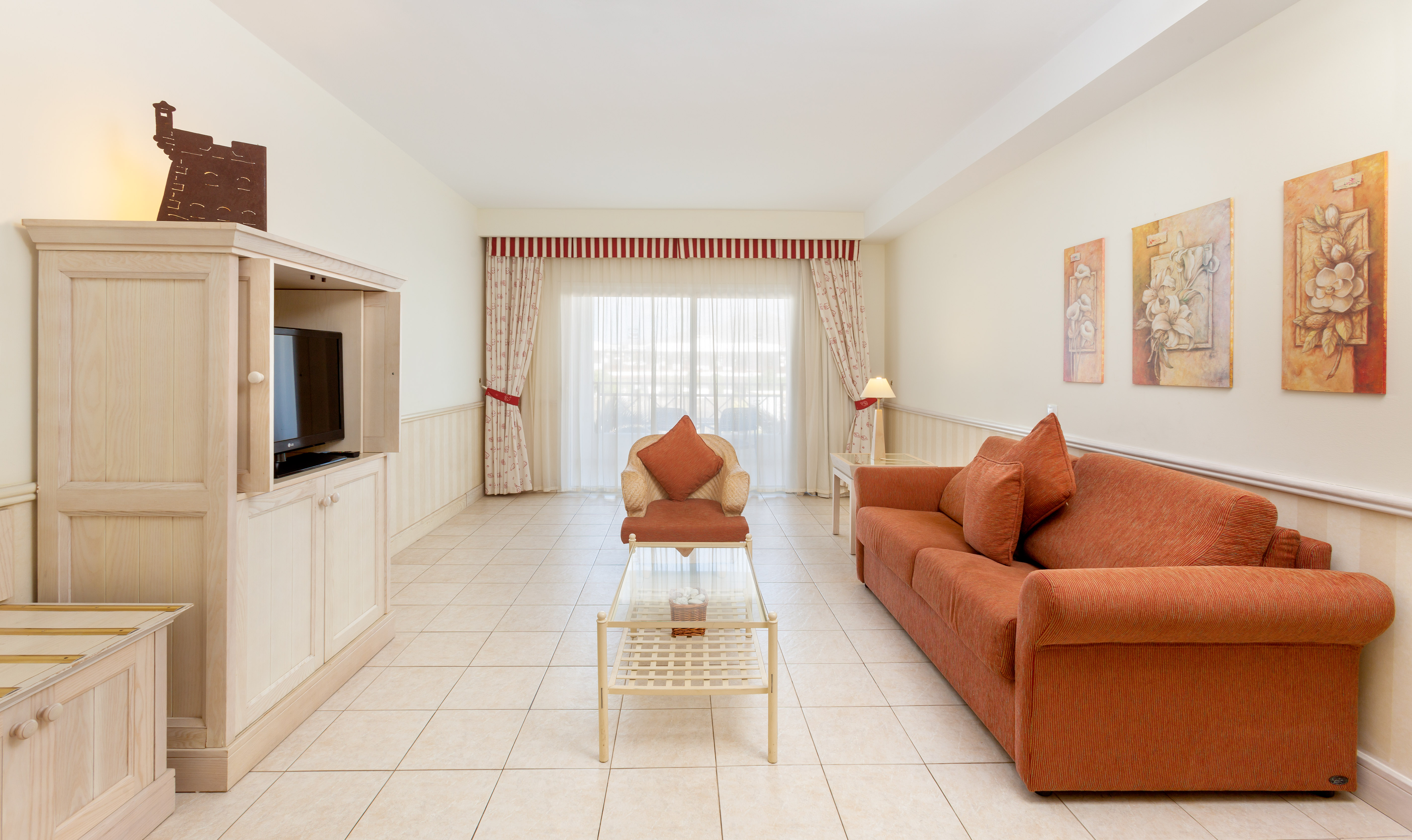 Family Room Capacity 5 Two Bedrooms