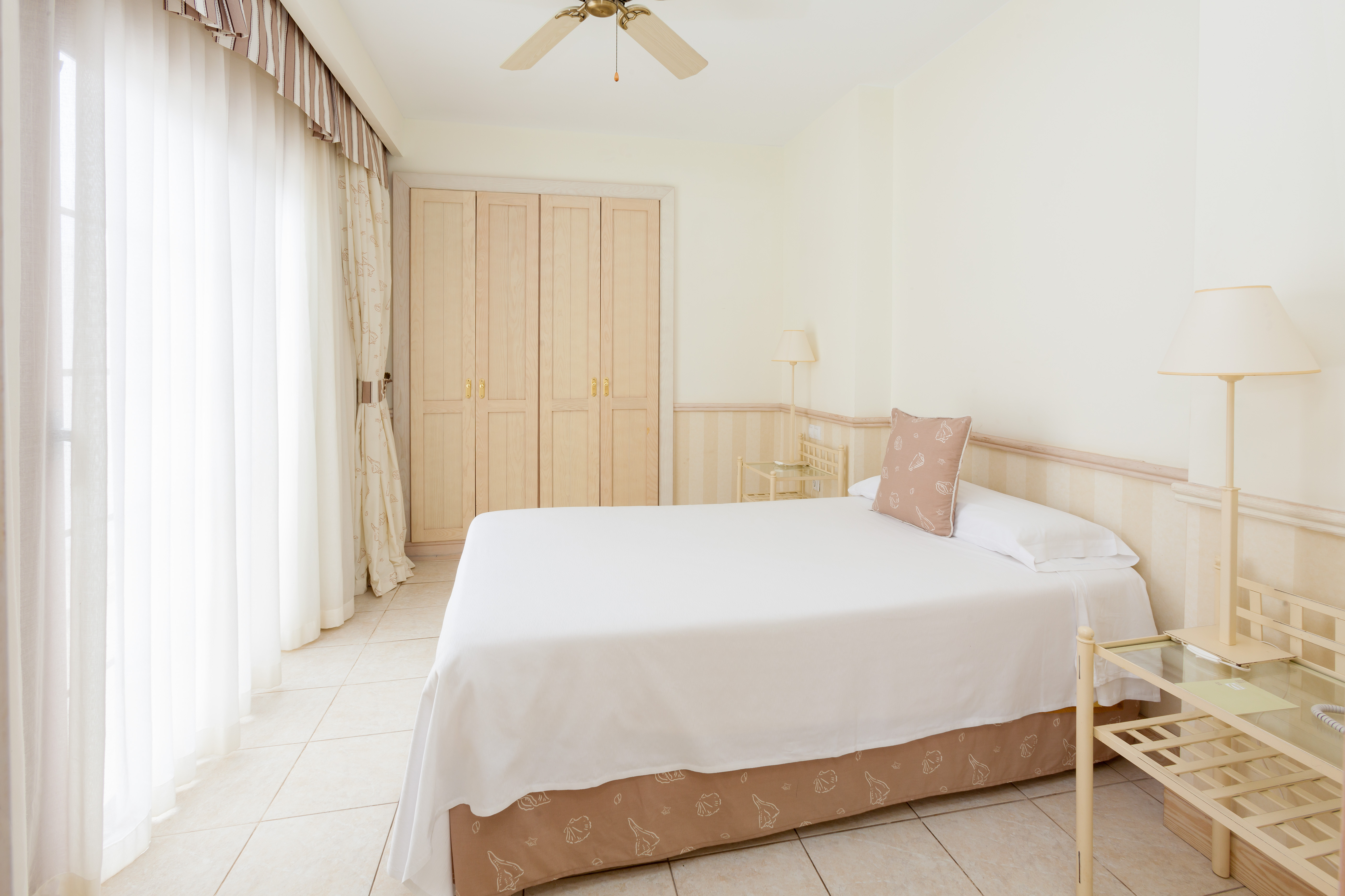 Family Room Superior