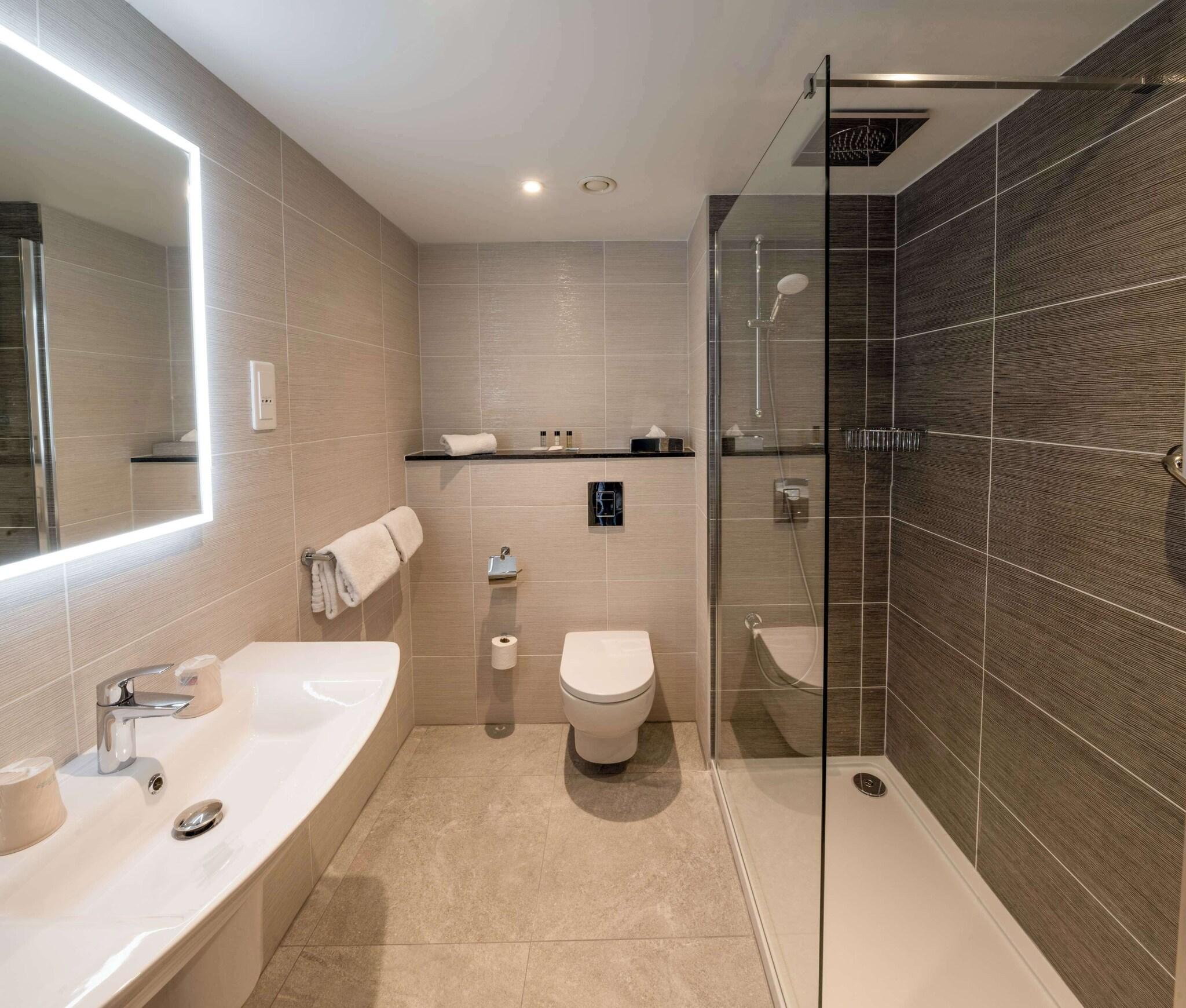 Double Business Queen Bed