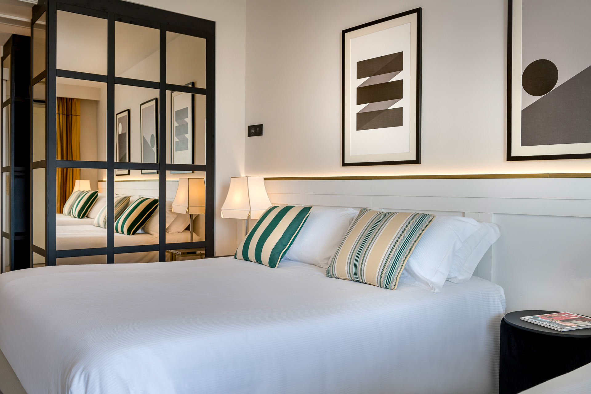 Family Room Deluxe Sea View with Balcony