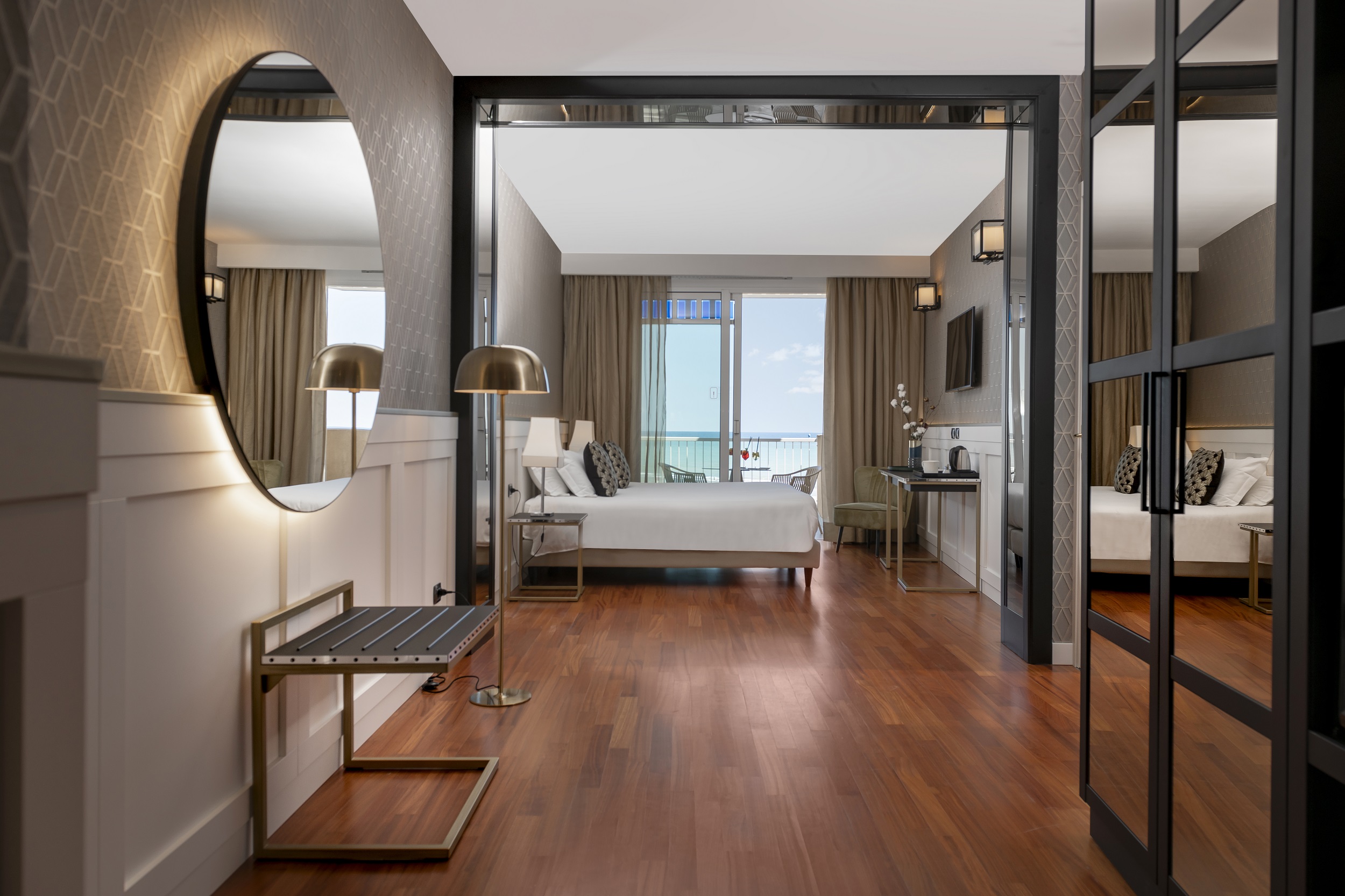 Double Deluxe Sea View with Balcony