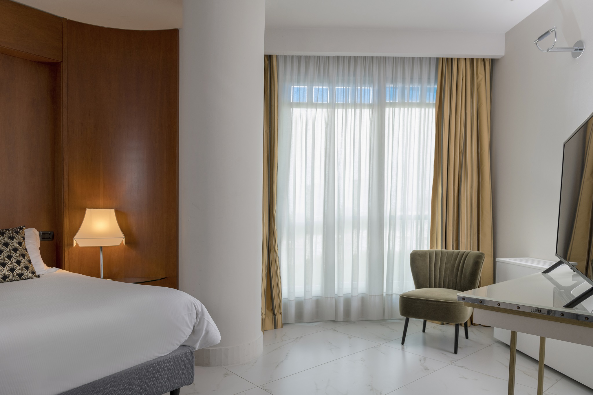 Double Single City View