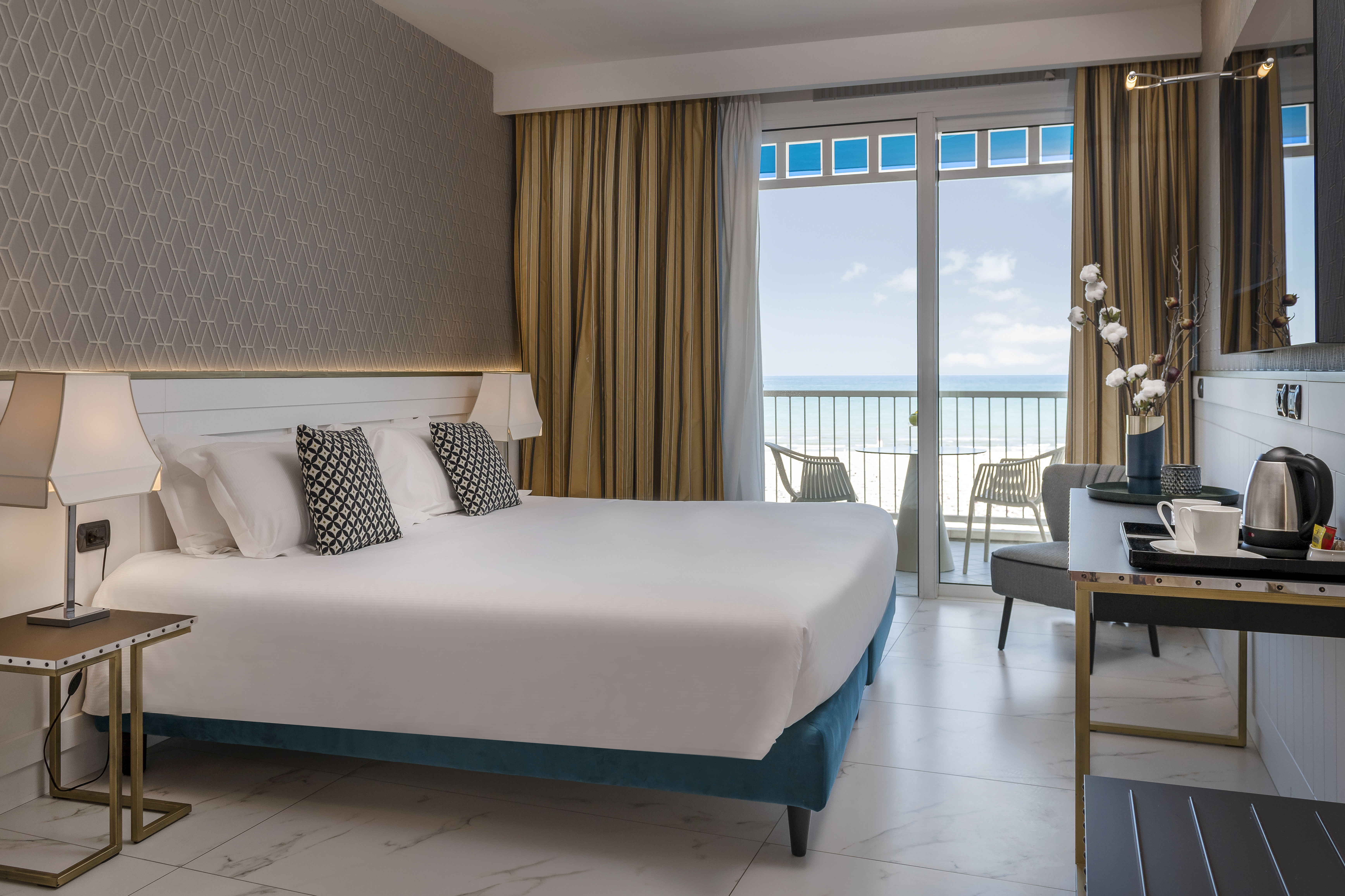 Double Single Deluxe Sea Front