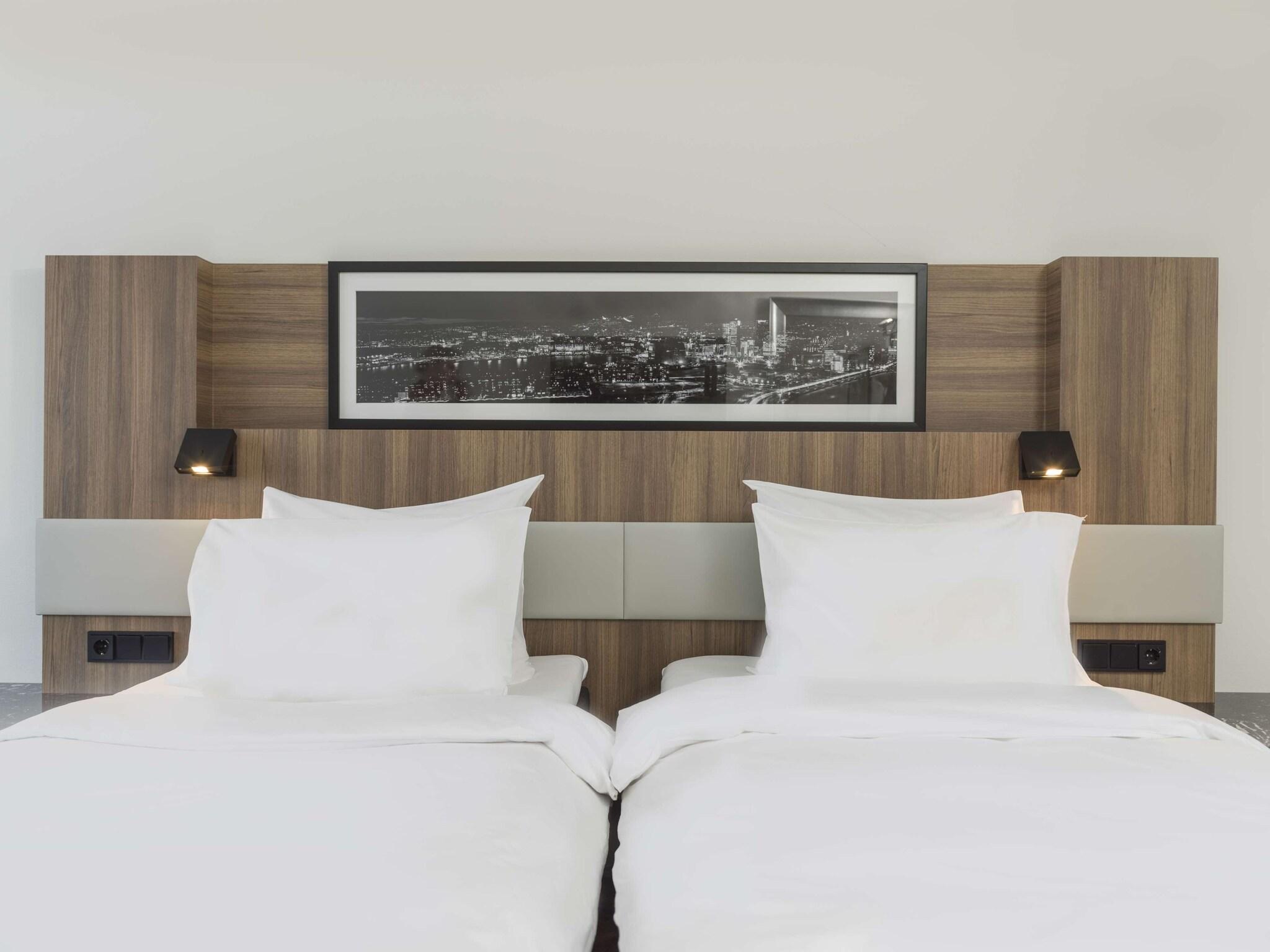 Double Queen Size Bed