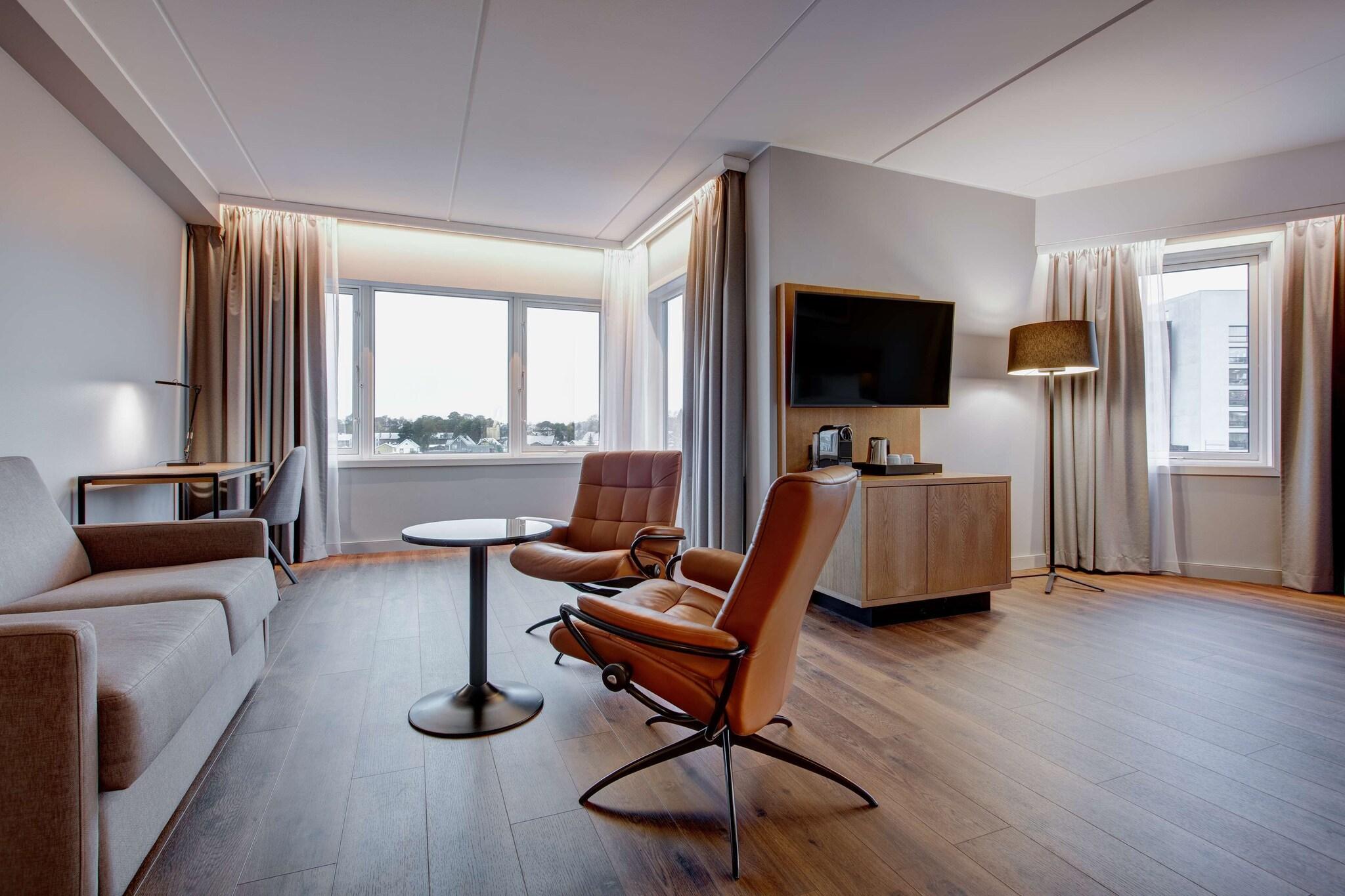 Junior Suite King Size Bed