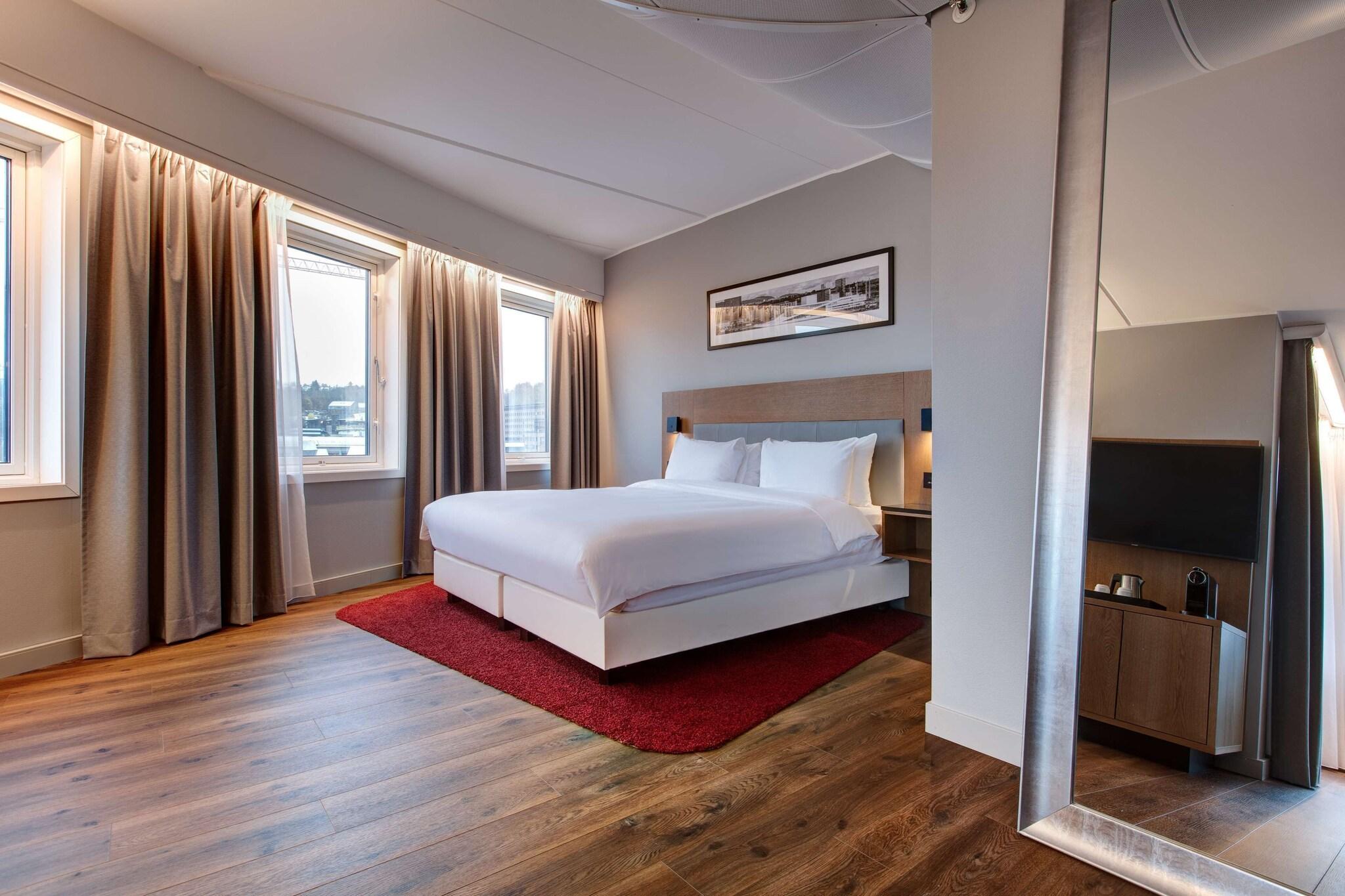 Junior Suite King Size Bed