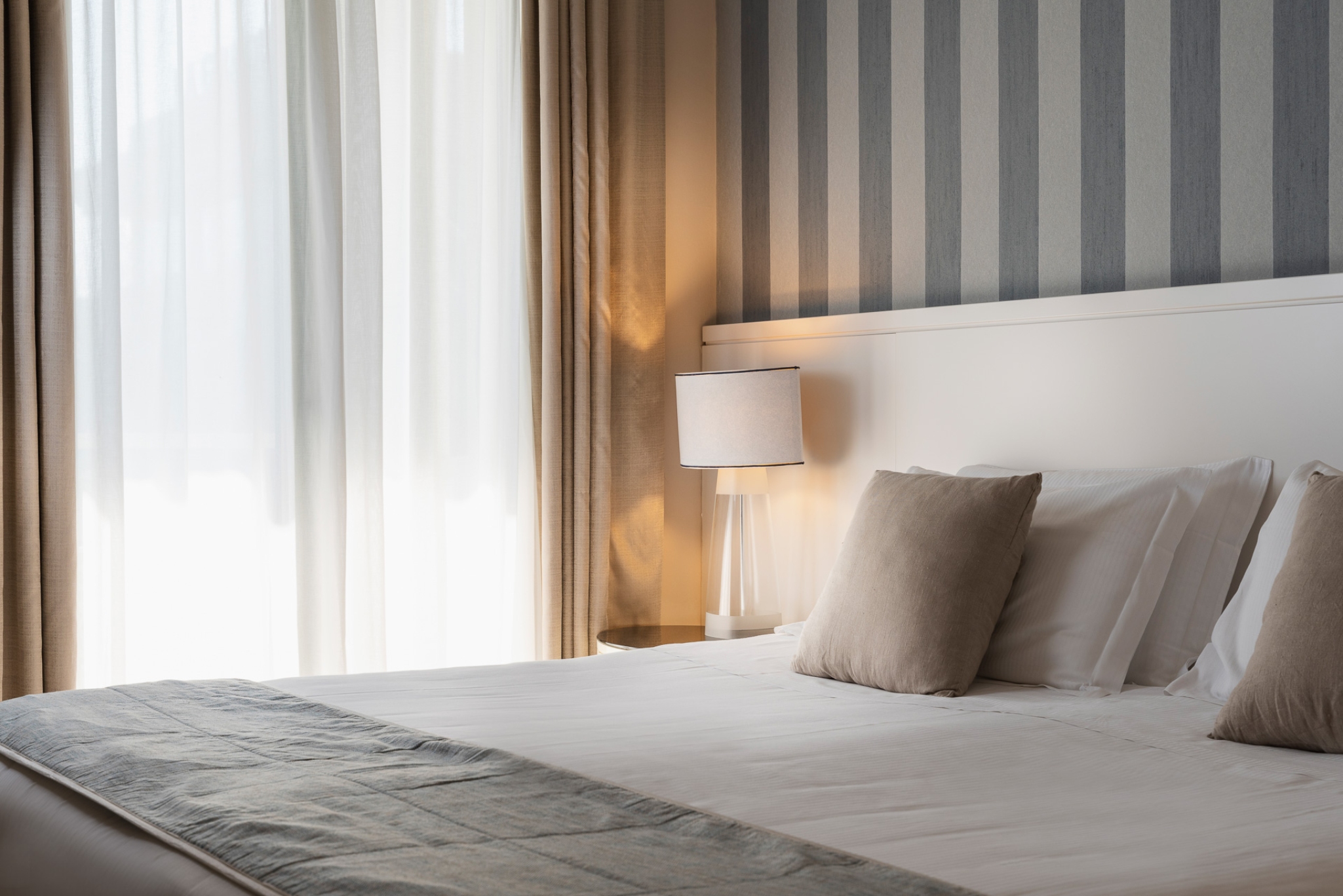 Double Single Superior Side Sea View