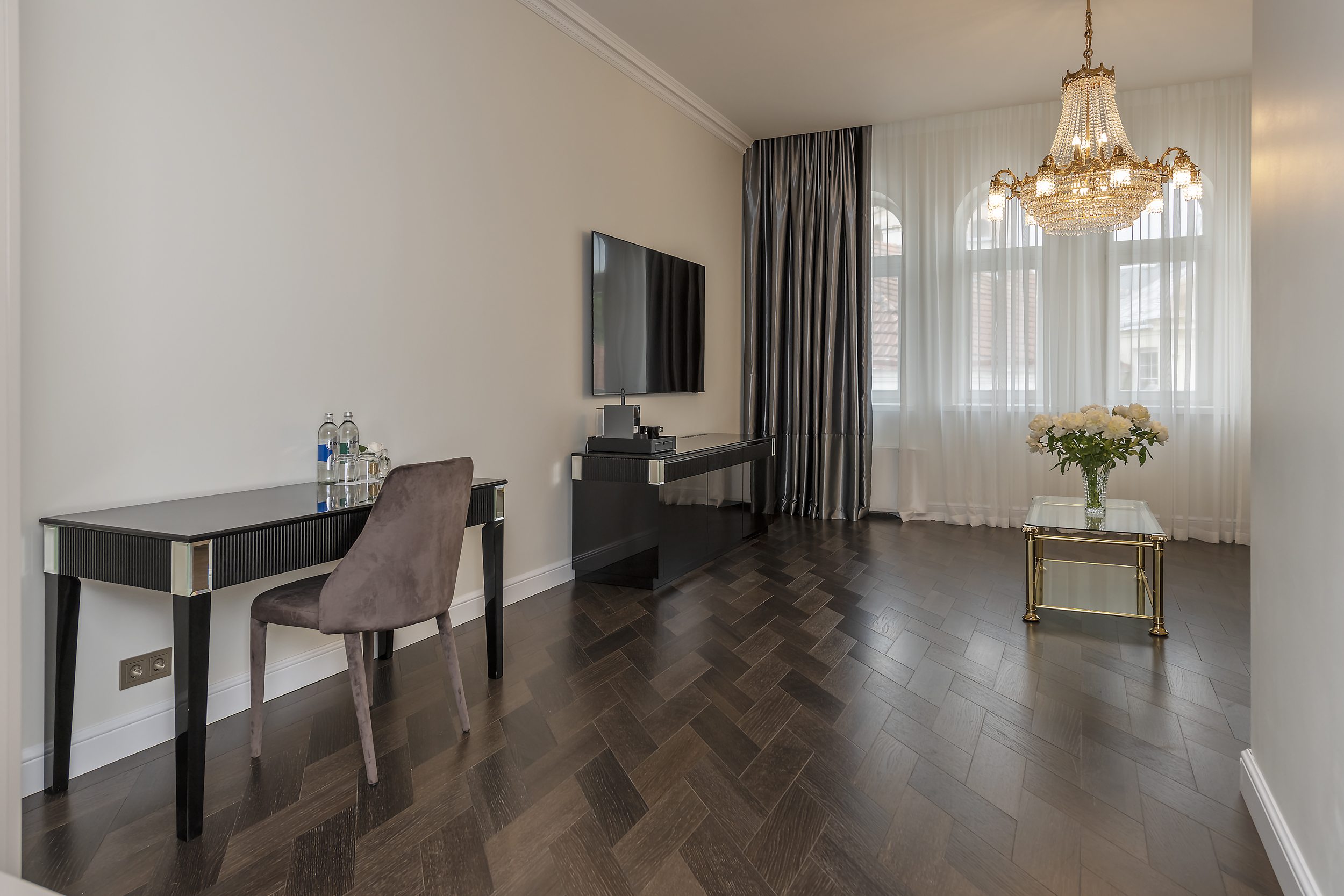 Suite One Bedroom One Bathroom